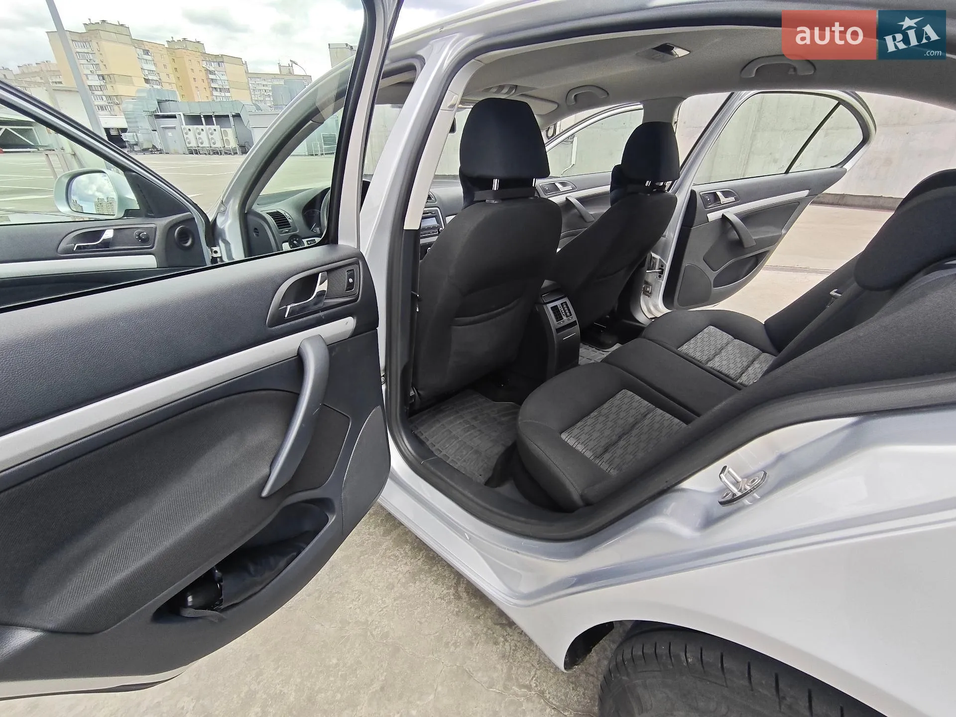 2012 Skoda Octavia - мініатюра 18
