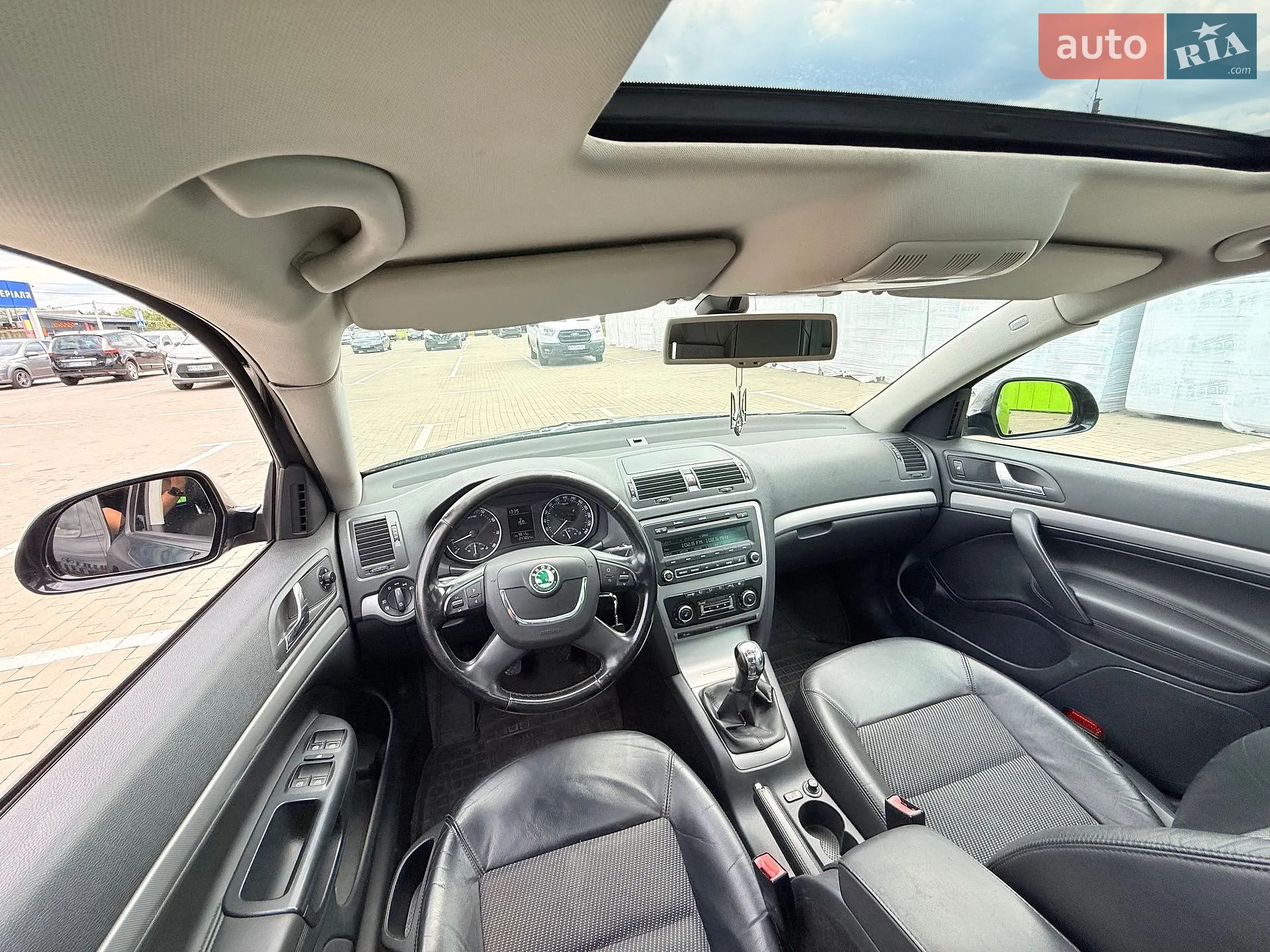 2010 Skoda Octavia - мініатюра 25
