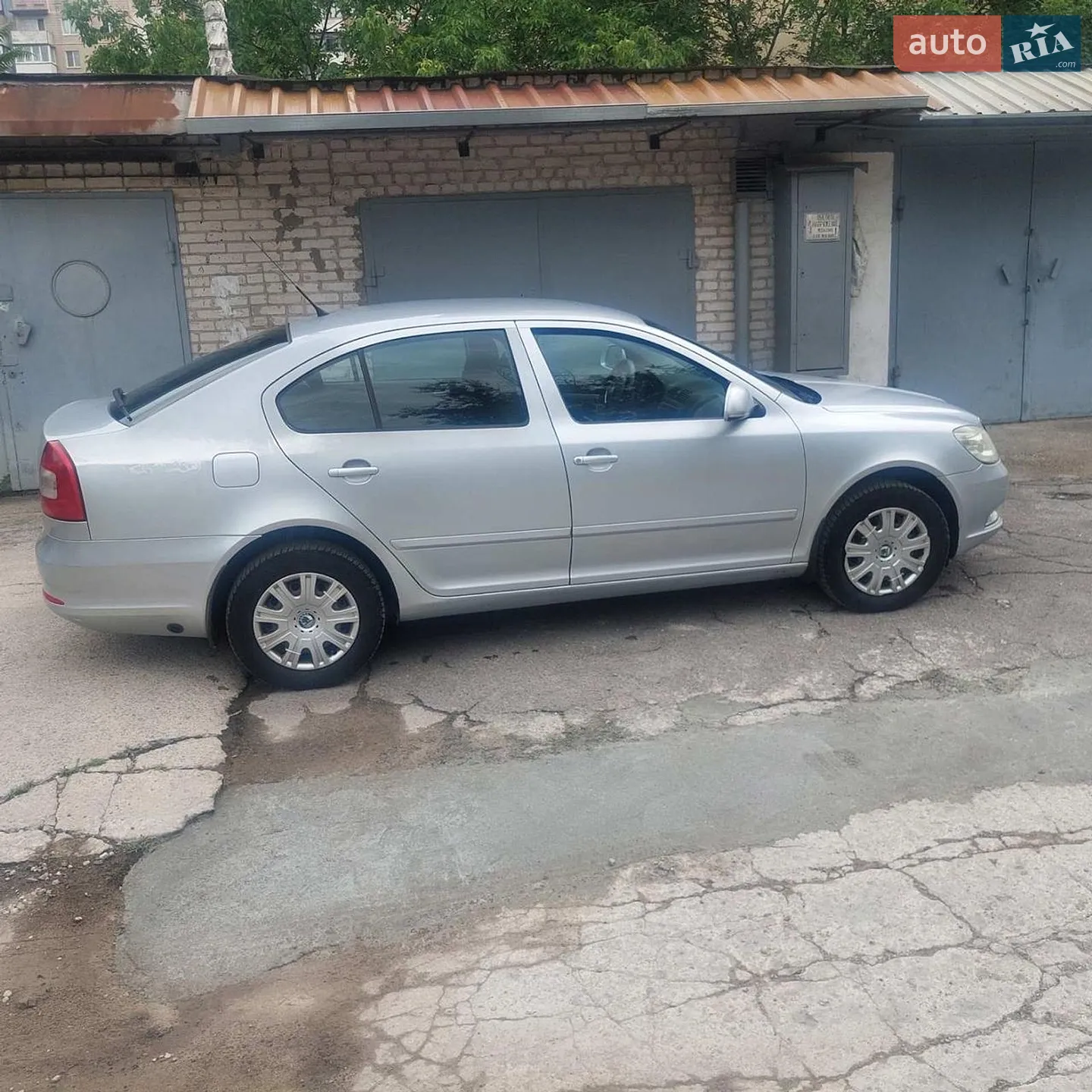 2010 Skoda Octavia - мініатюра 3
