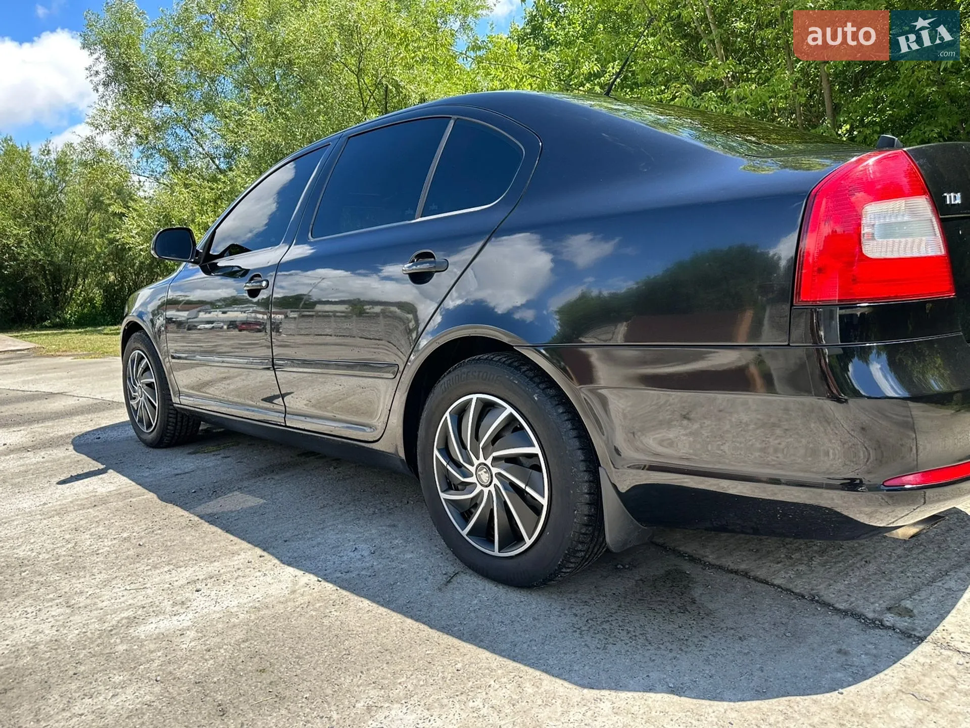 2010 Skoda Octavia - мініатюра 4