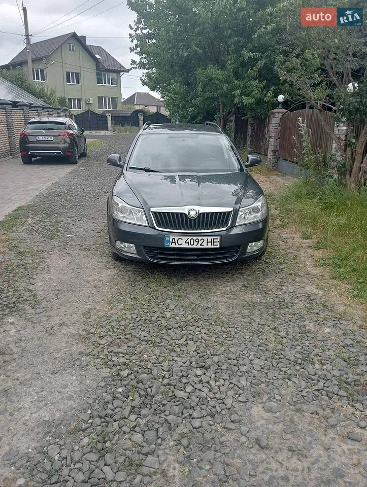 2010 Skoda Octavia - мініатюра 28