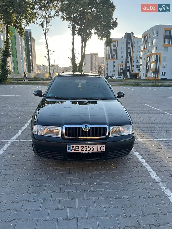 2010 Skoda Octavia - мініатюра 26