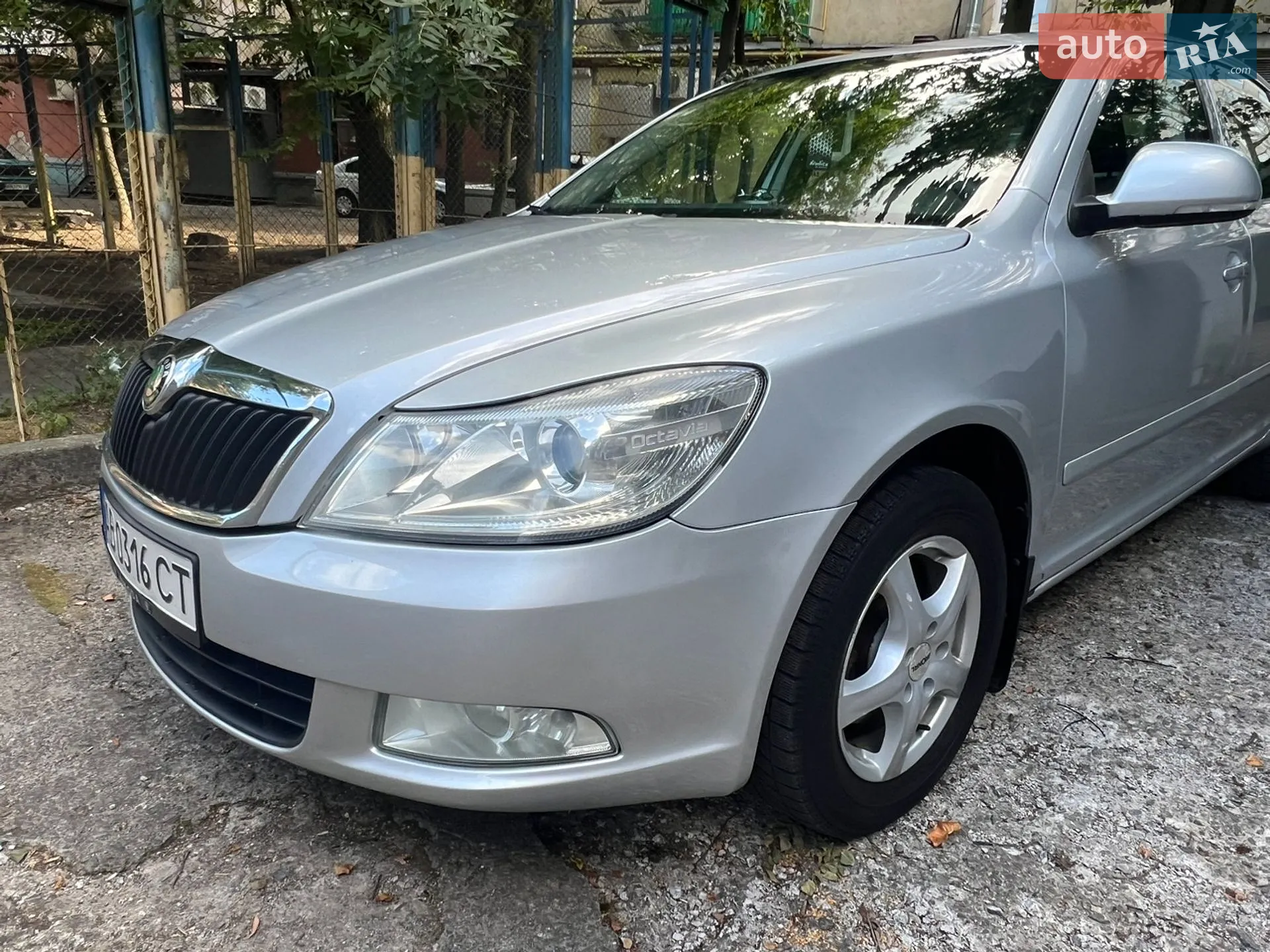 2010 Skoda Octavia - мініатюра 9