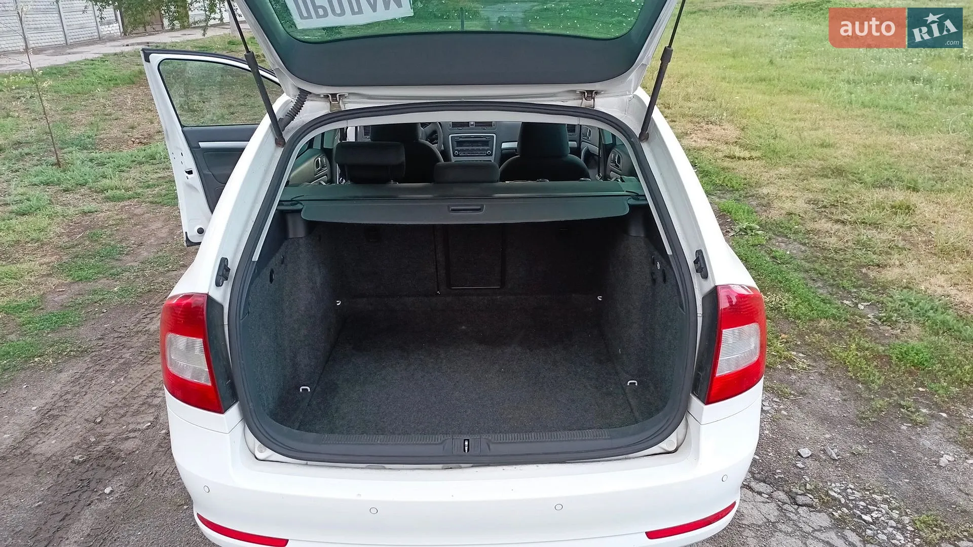 2011 Skoda Octavia - мініатюра 6