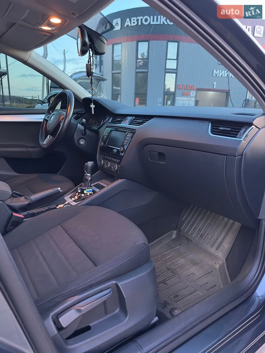 2015 Skoda Octavia - мініатюра 16