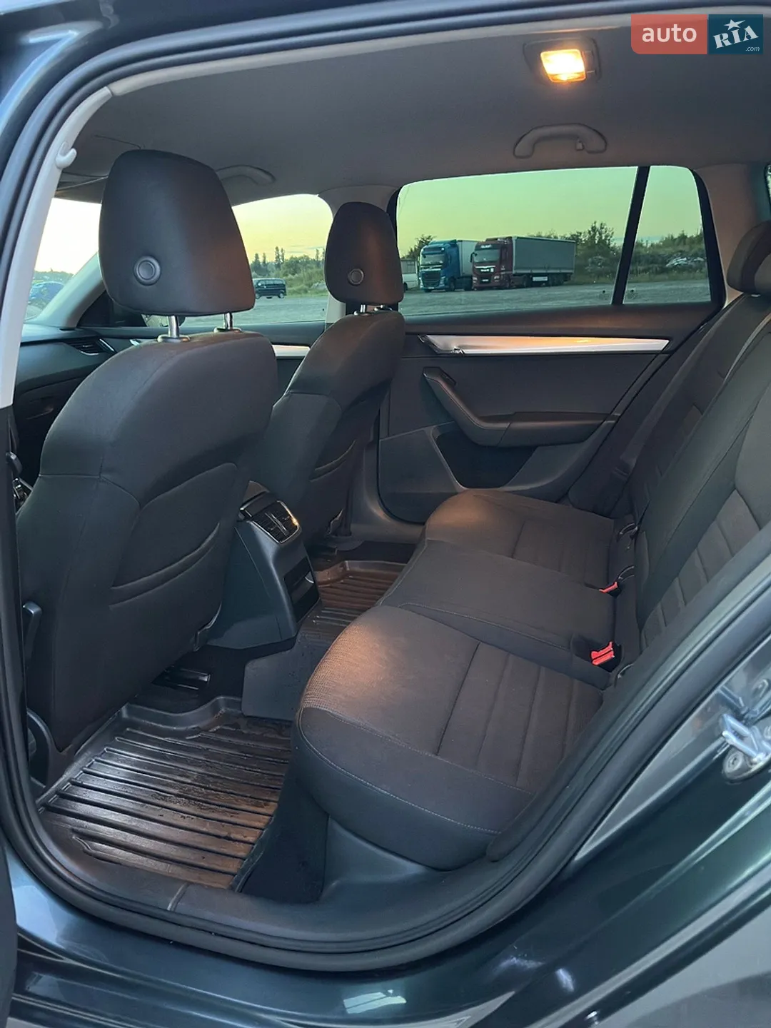 2015 Skoda Octavia - мініатюра 22