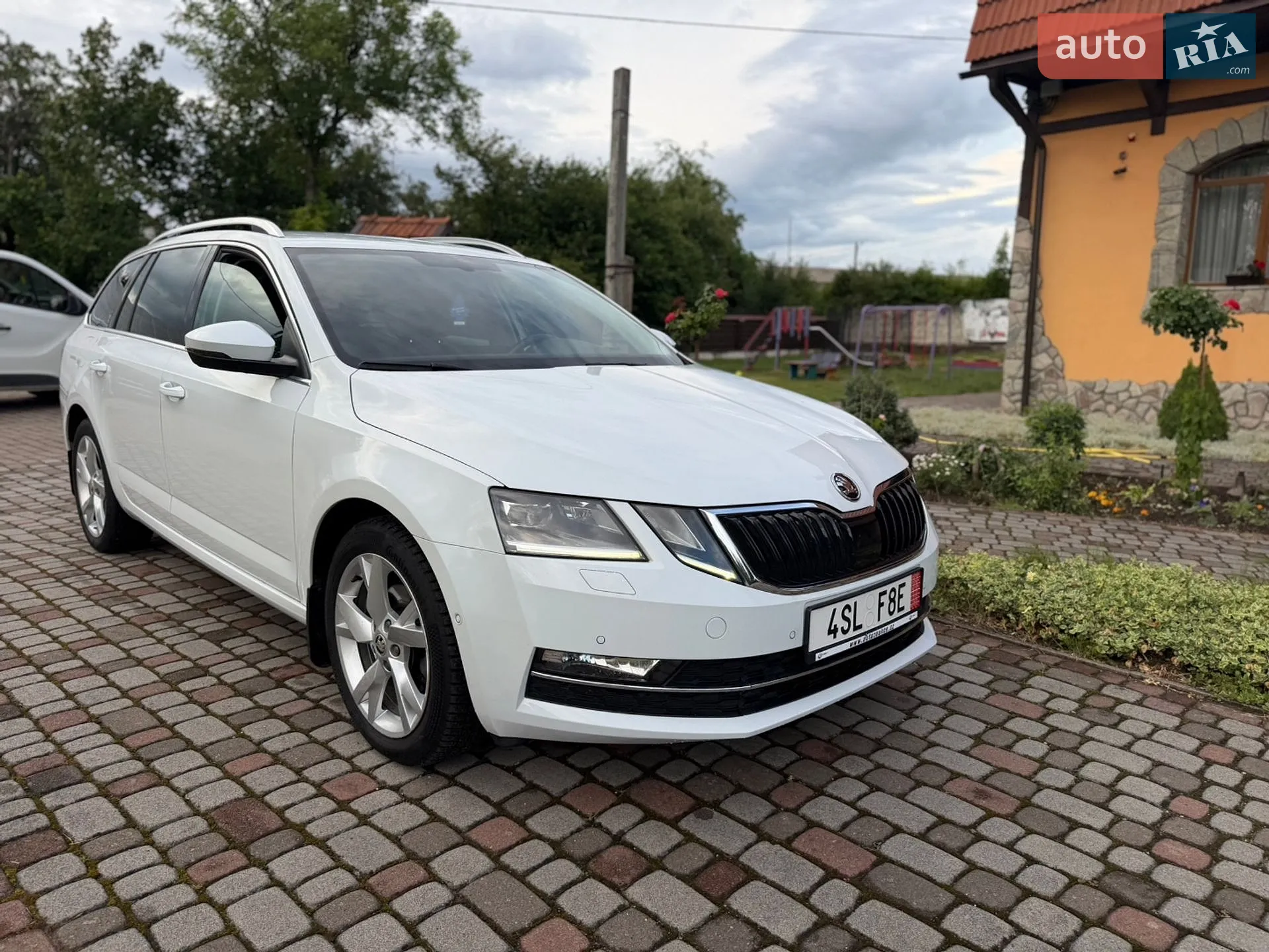 2019 Skoda Octavia - мініатюра 3