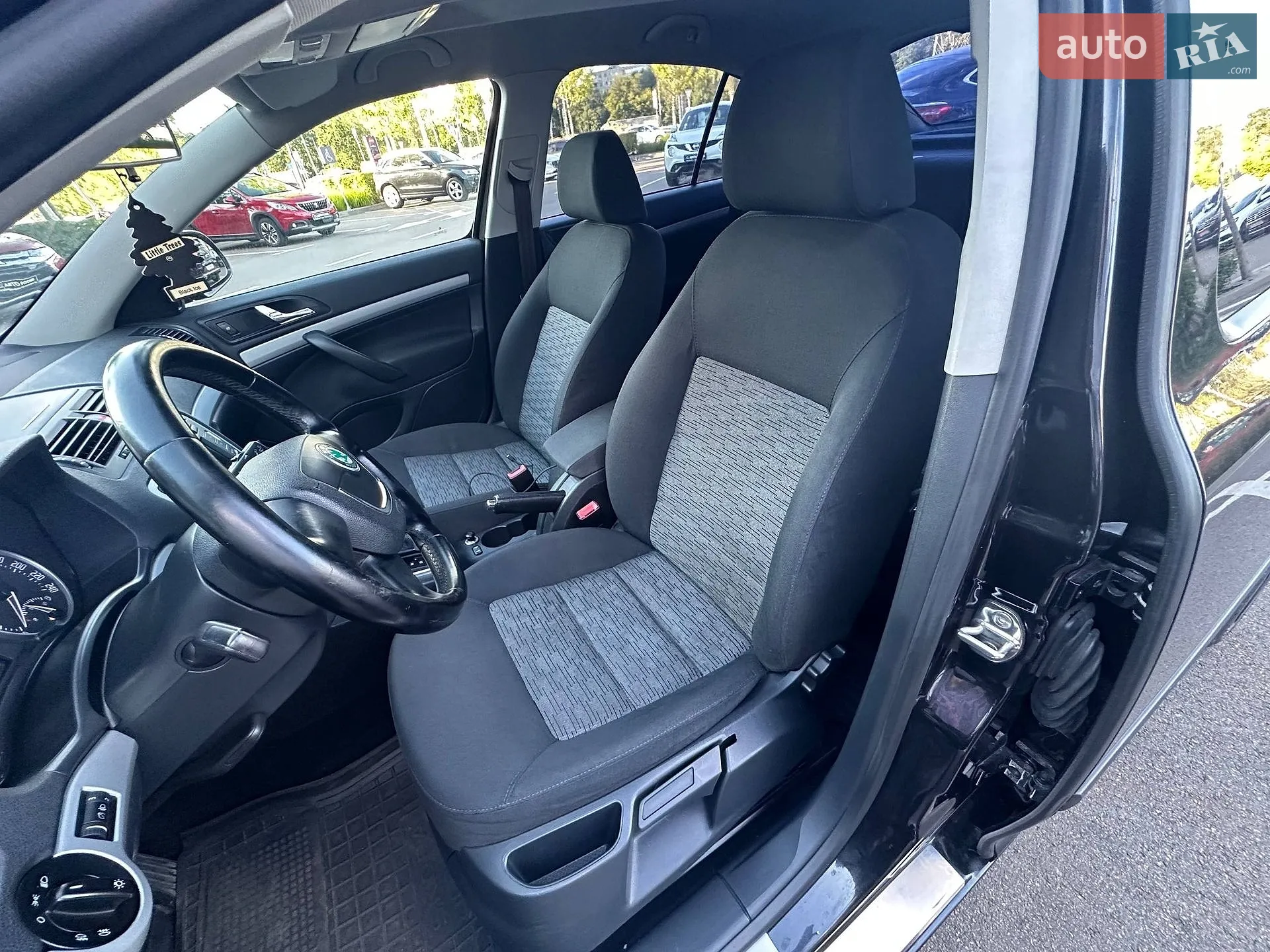 2012 Skoda Octavia - мініатюра 8