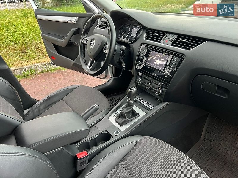 Универсал Skoda Octavia 2014 в Калуше