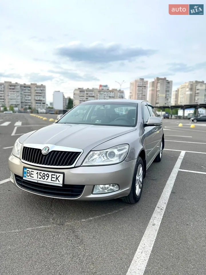 2010 Skoda Octavia - мініатюра 19