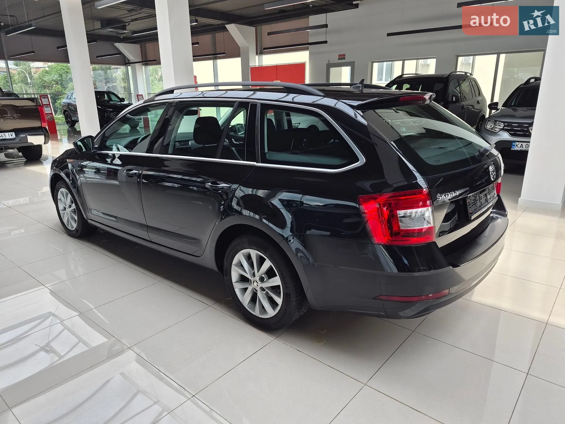 2017 Skoda Octavia - мініатюра 8