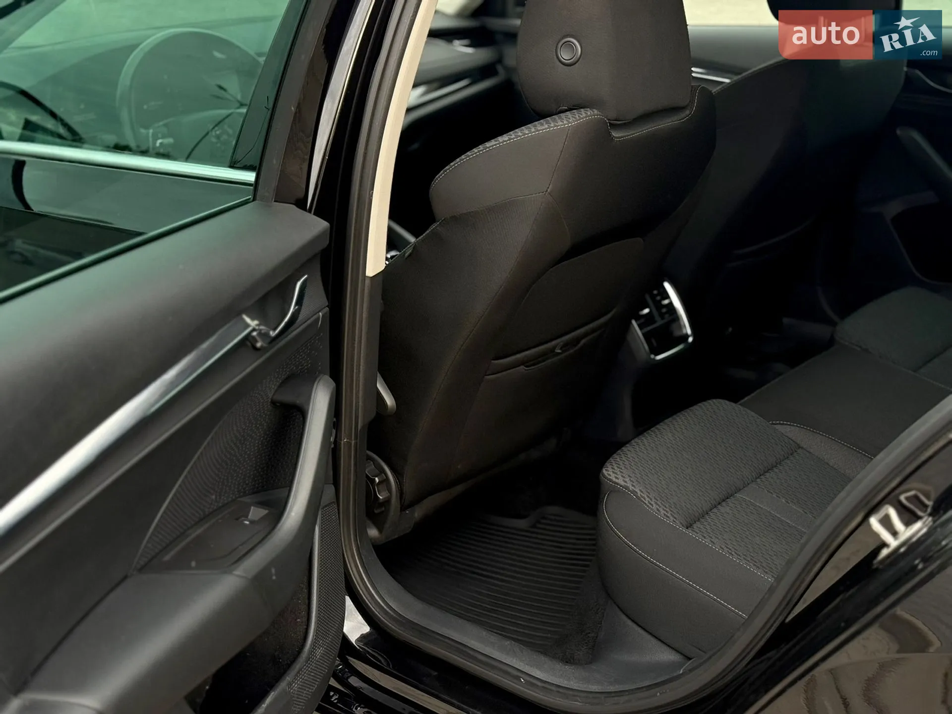2021 Skoda Octavia - мініатюра 51