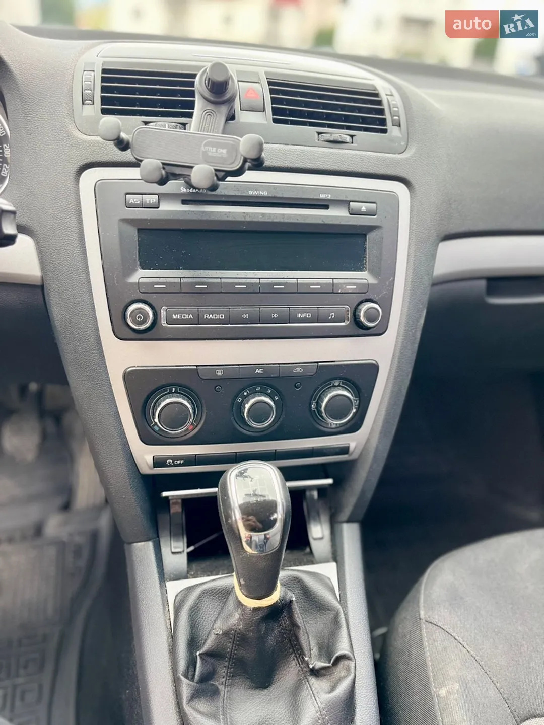 2011 Skoda Octavia - мініатюра 41