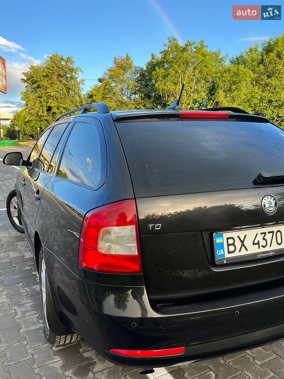 2010 Skoda Octavia - мініатюра 12