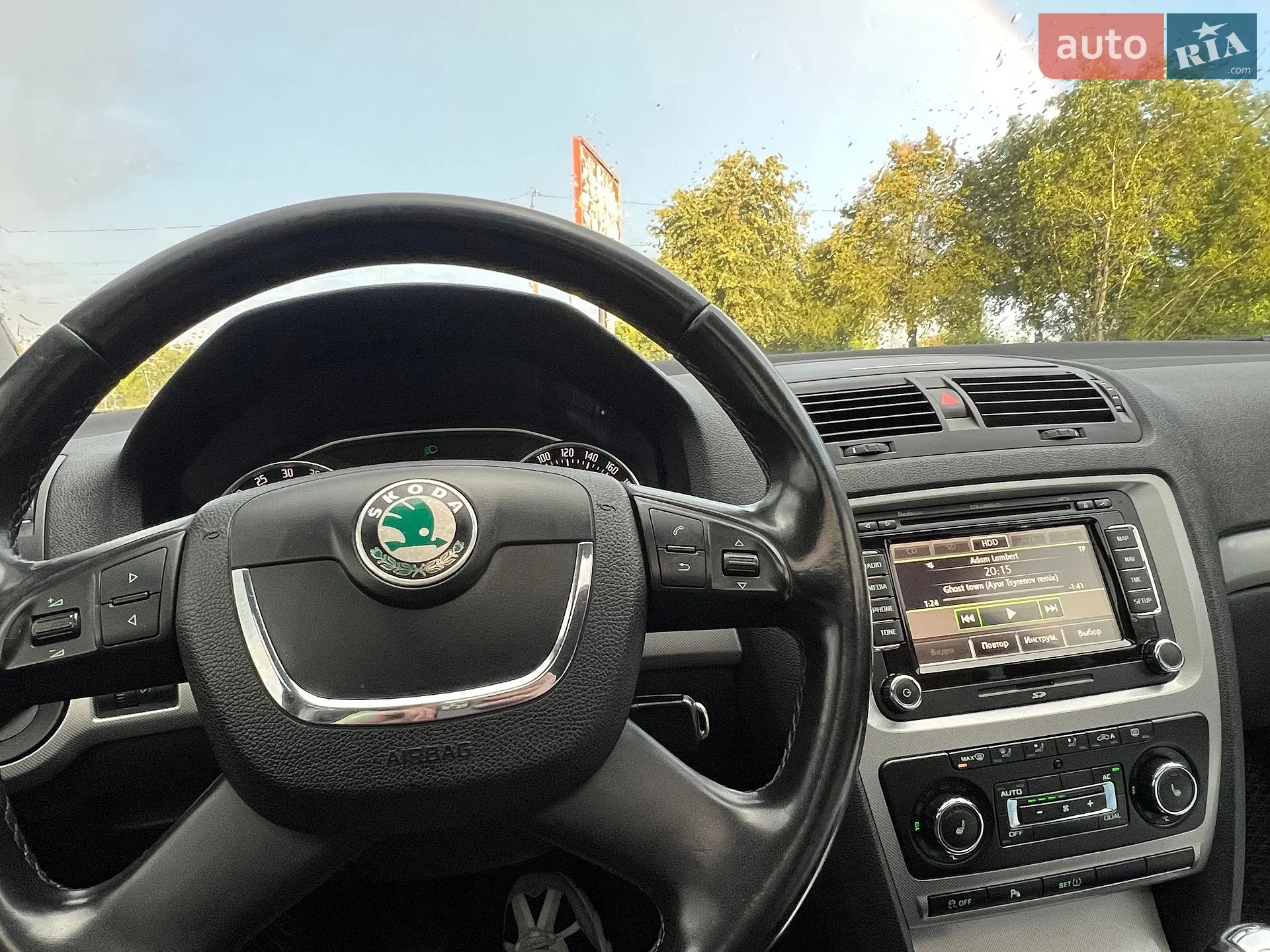 2010 Skoda Octavia - мініатюра 17