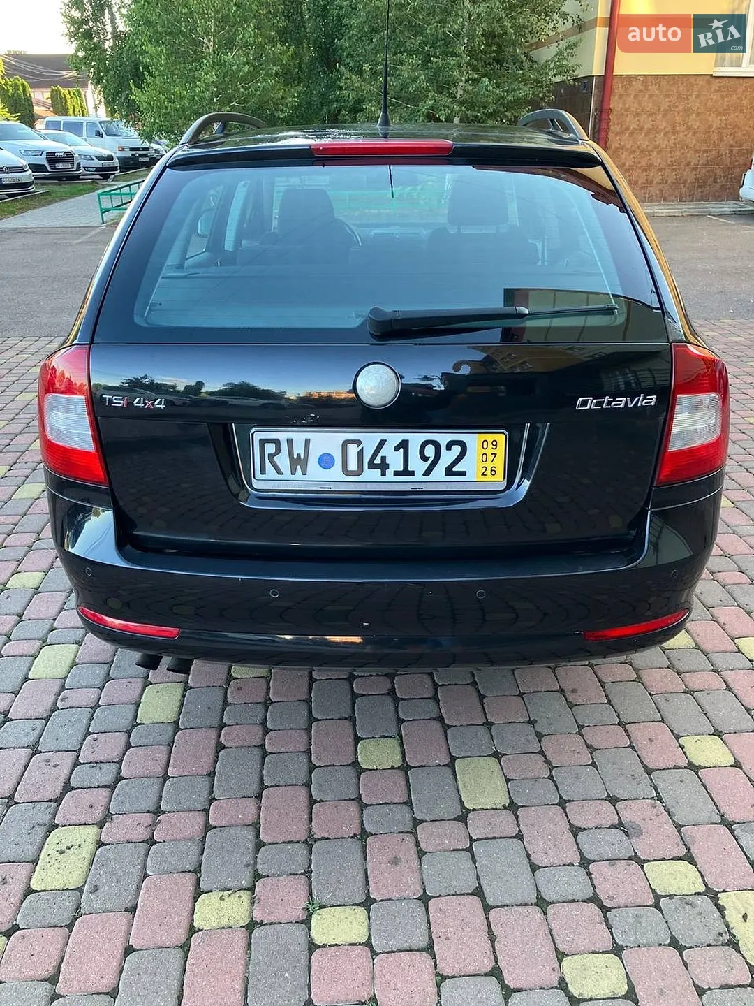 2010 Skoda Octavia - мініатюра 5