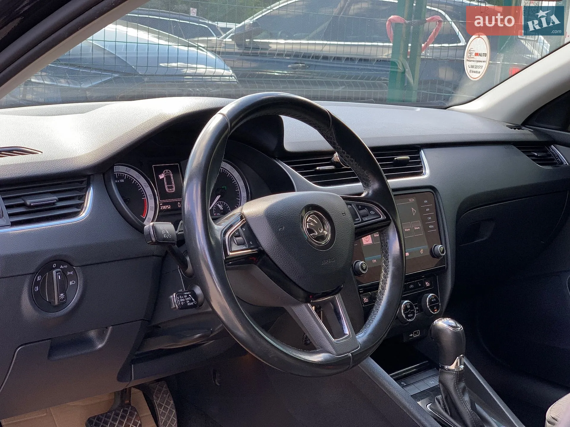 2018 Skoda Octavia - мініатюра 24