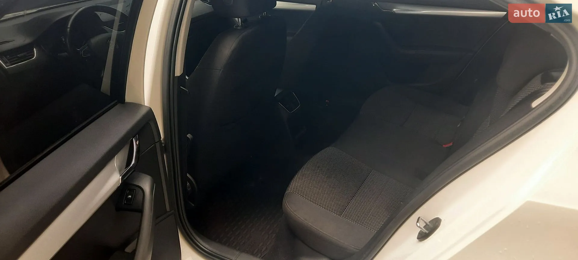 2014 Skoda Octavia - мініатюра 11