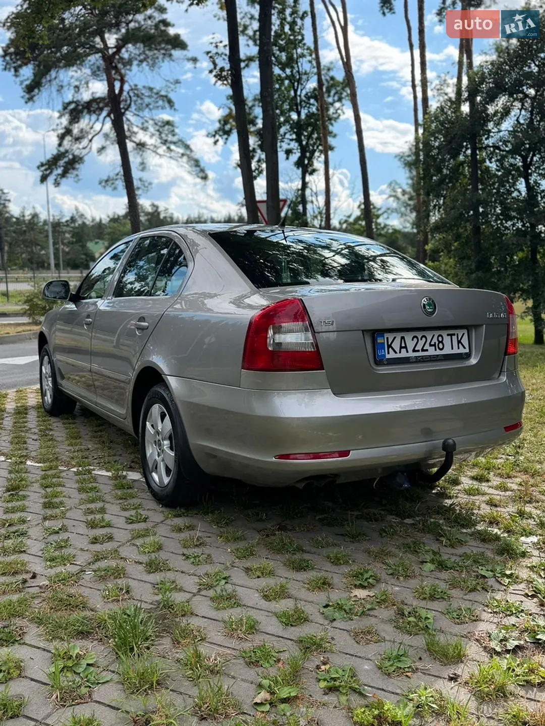 2010 Skoda Octavia - мініатюра 4