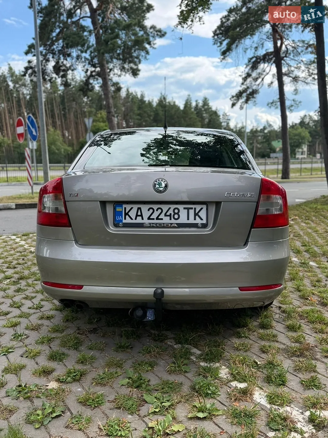 2010 Skoda Octavia - мініатюра 8