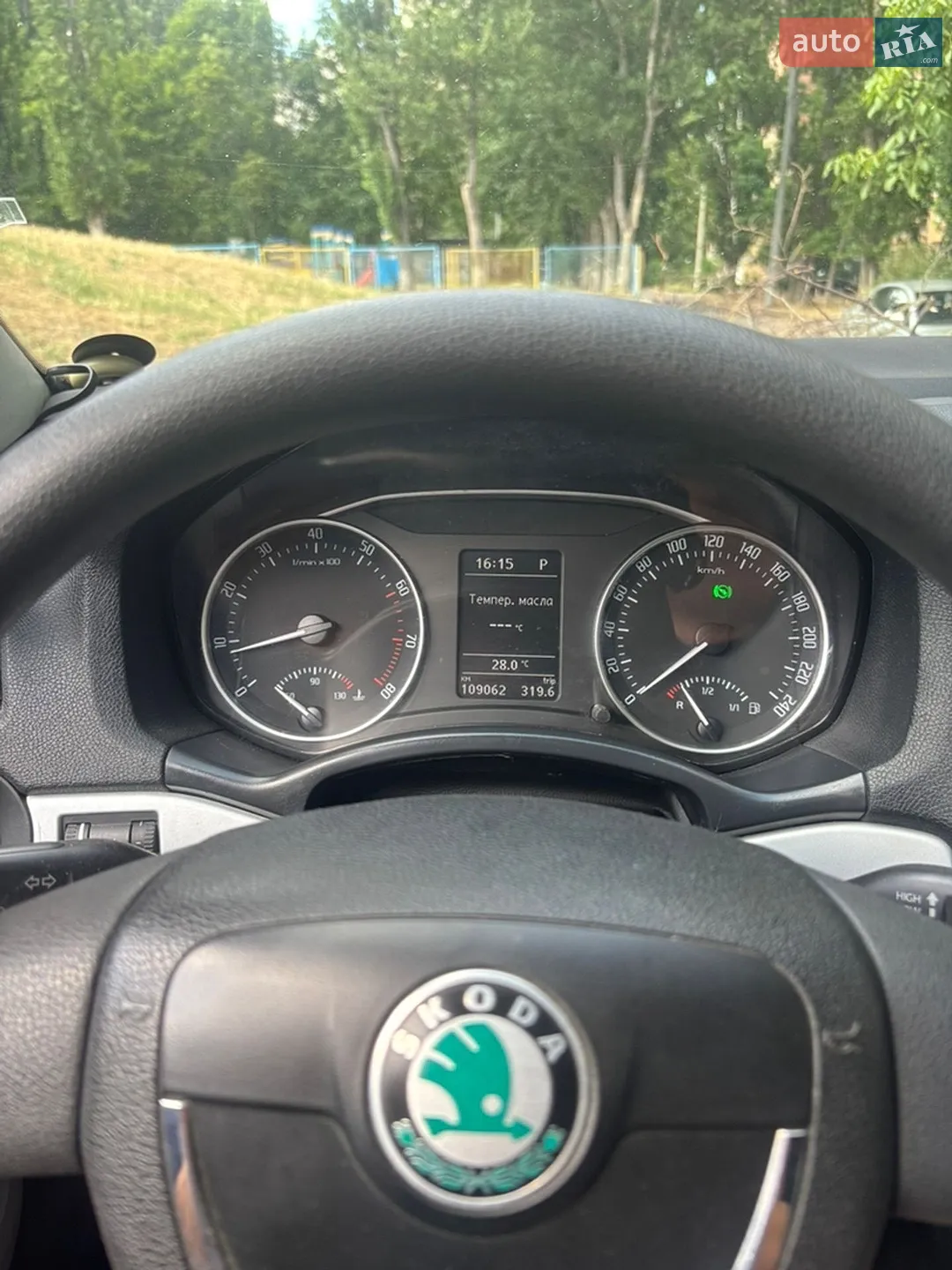 2011 Skoda Octavia - мініатюра 16