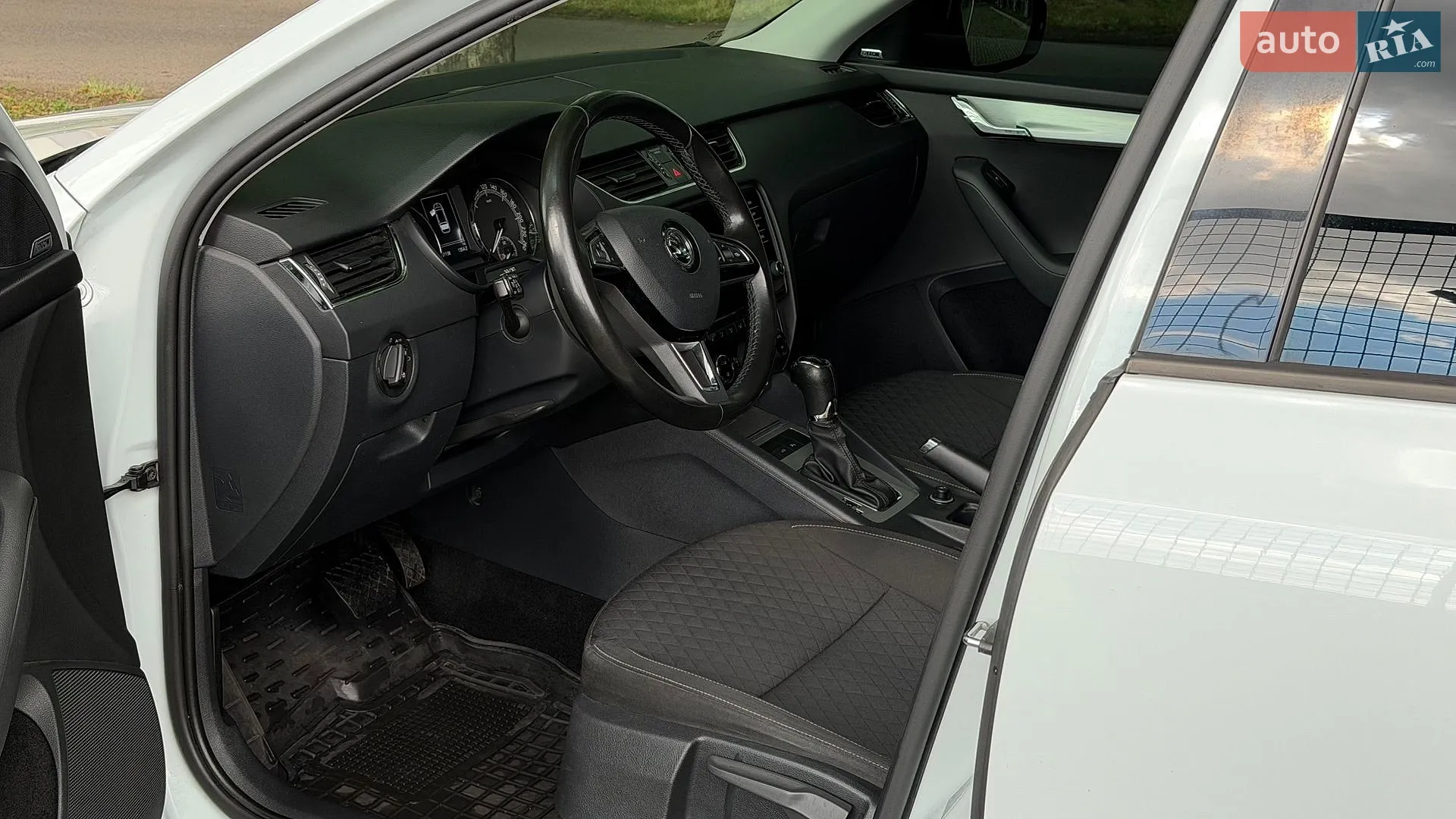 2017 Skoda Octavia - мініатюра 19