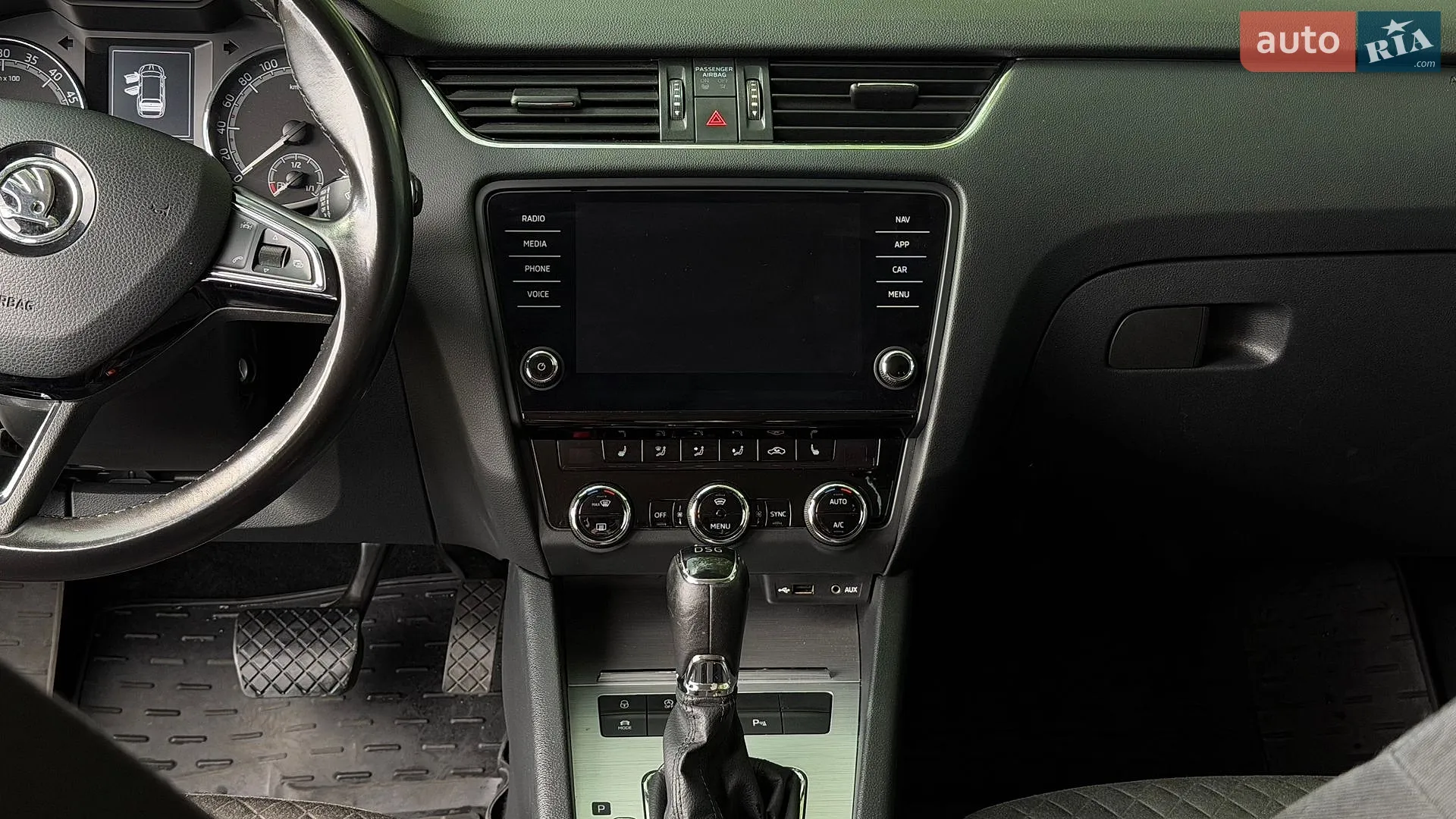 2017 Skoda Octavia - мініатюра 21