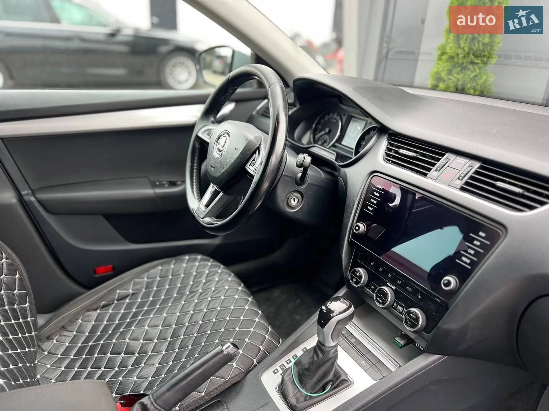 2017 Skoda Octavia - мініатюра 8
