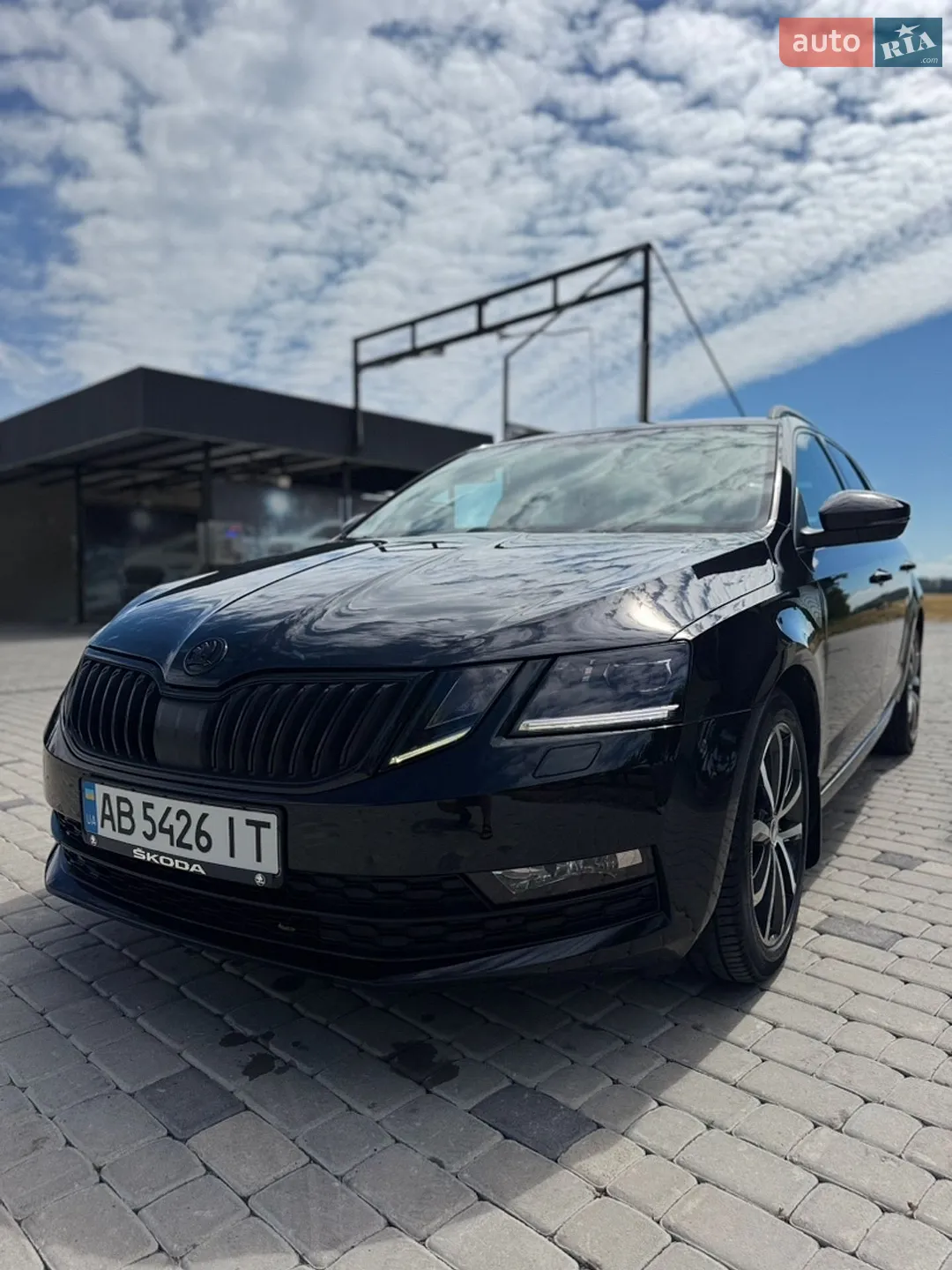 2017 Skoda Octavia - фото 1