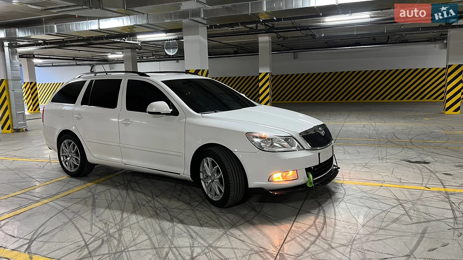 2010 Skoda Octavia - мініатюра 11