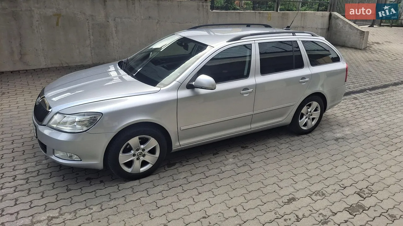 2010 Skoda Octavia - мініатюра 20