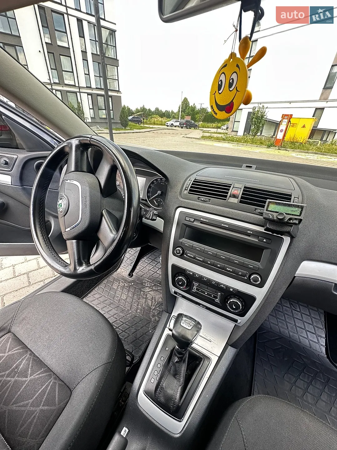 2011 Skoda Octavia - мініатюра 16