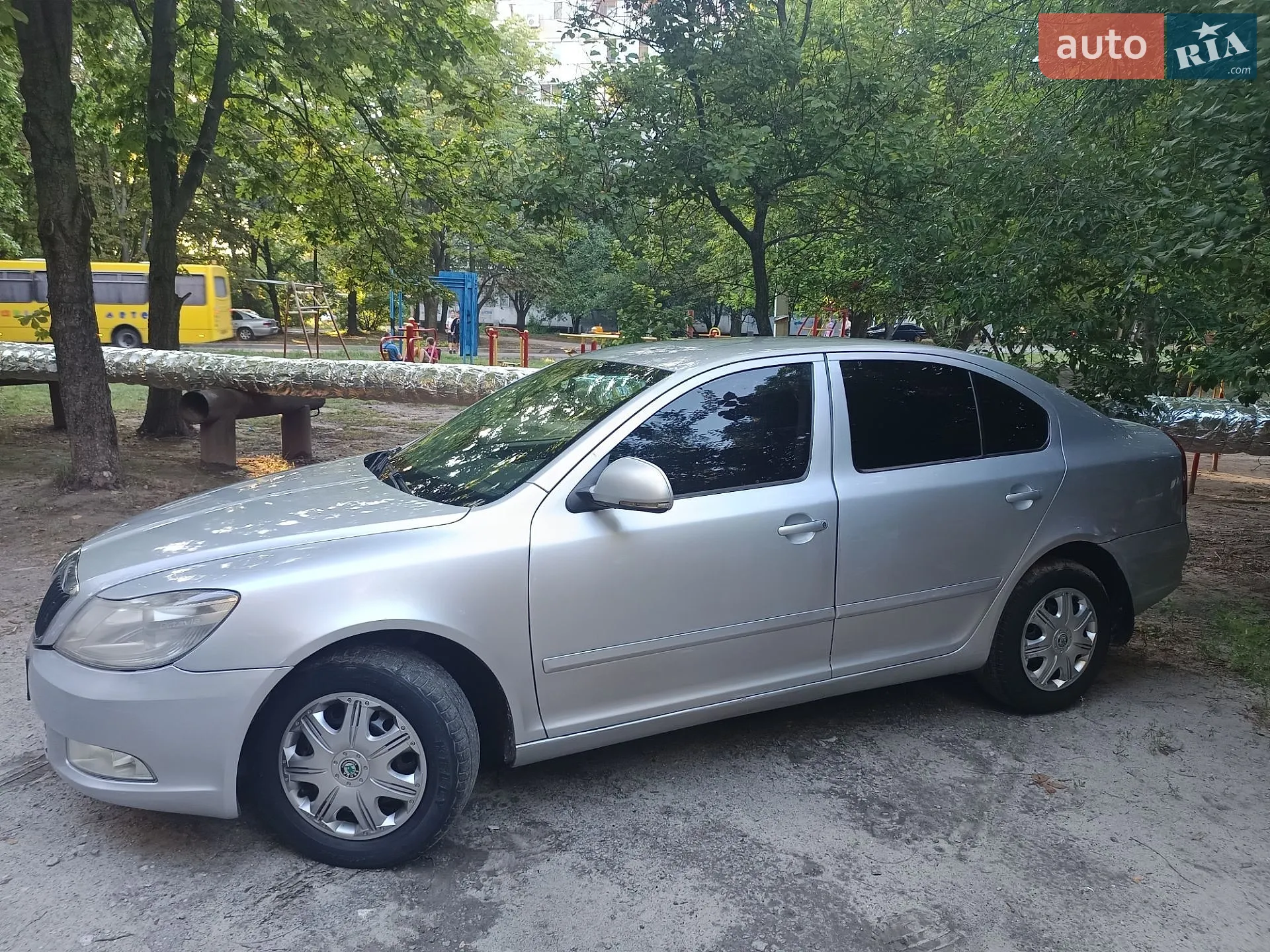 2010 Skoda Octavia - мініатюра 4