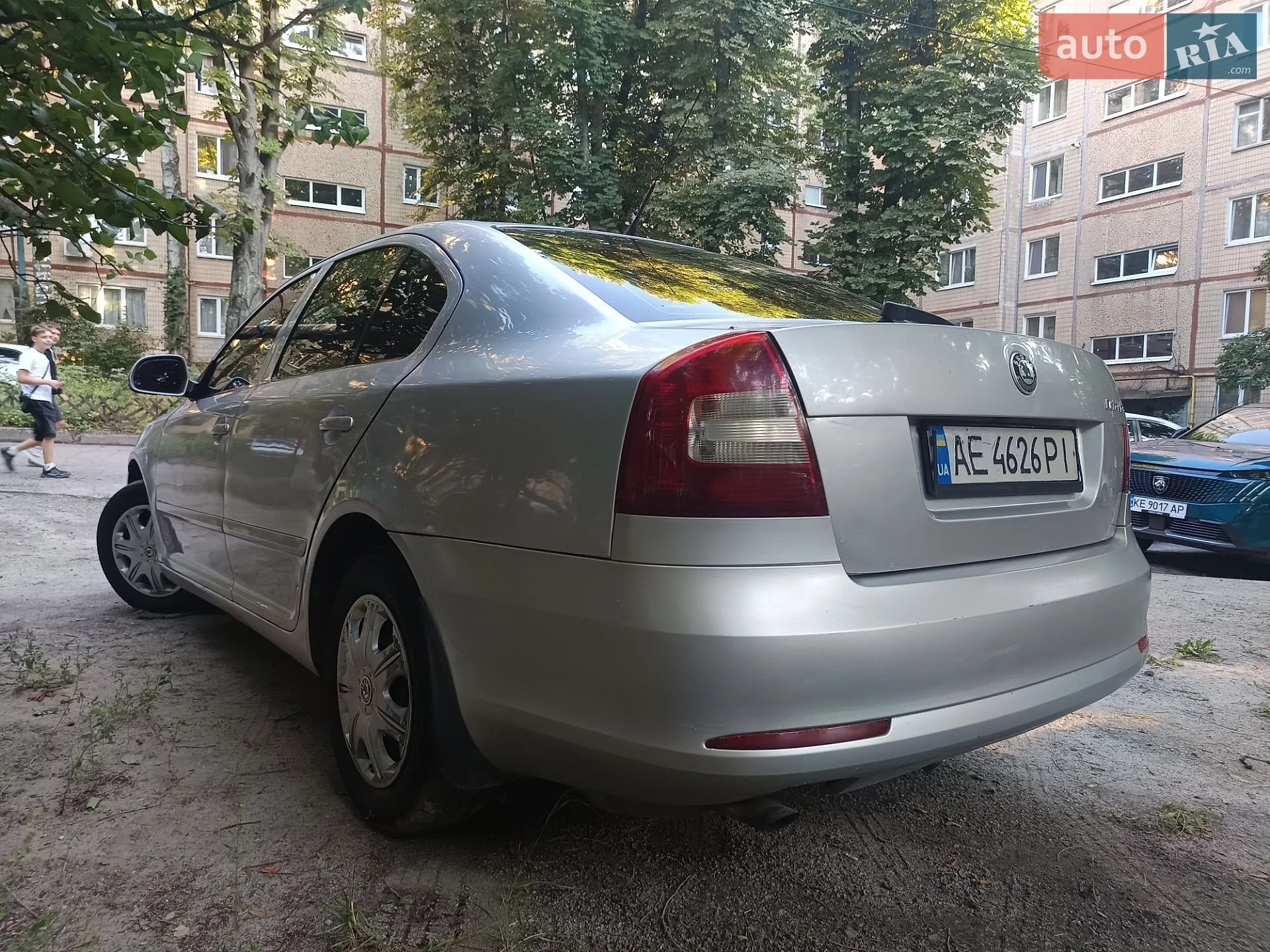 2010 Skoda Octavia - мініатюра 13