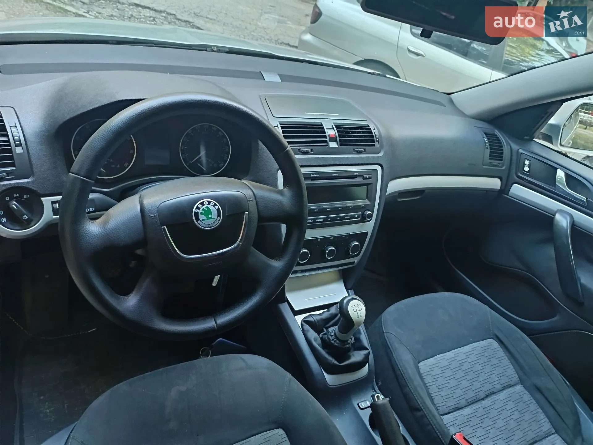 2010 Skoda Octavia - мініатюра 20