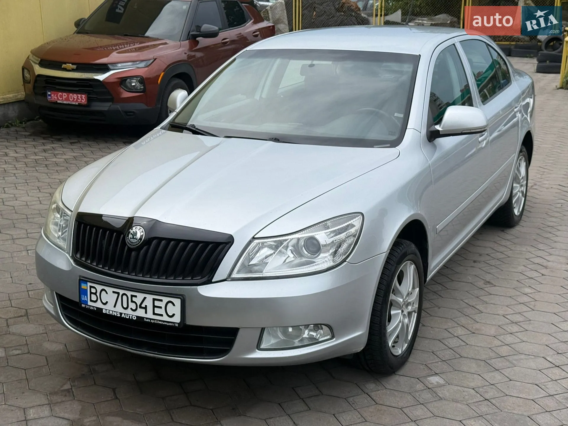 2011 Skoda Octavia - мініатюра 2