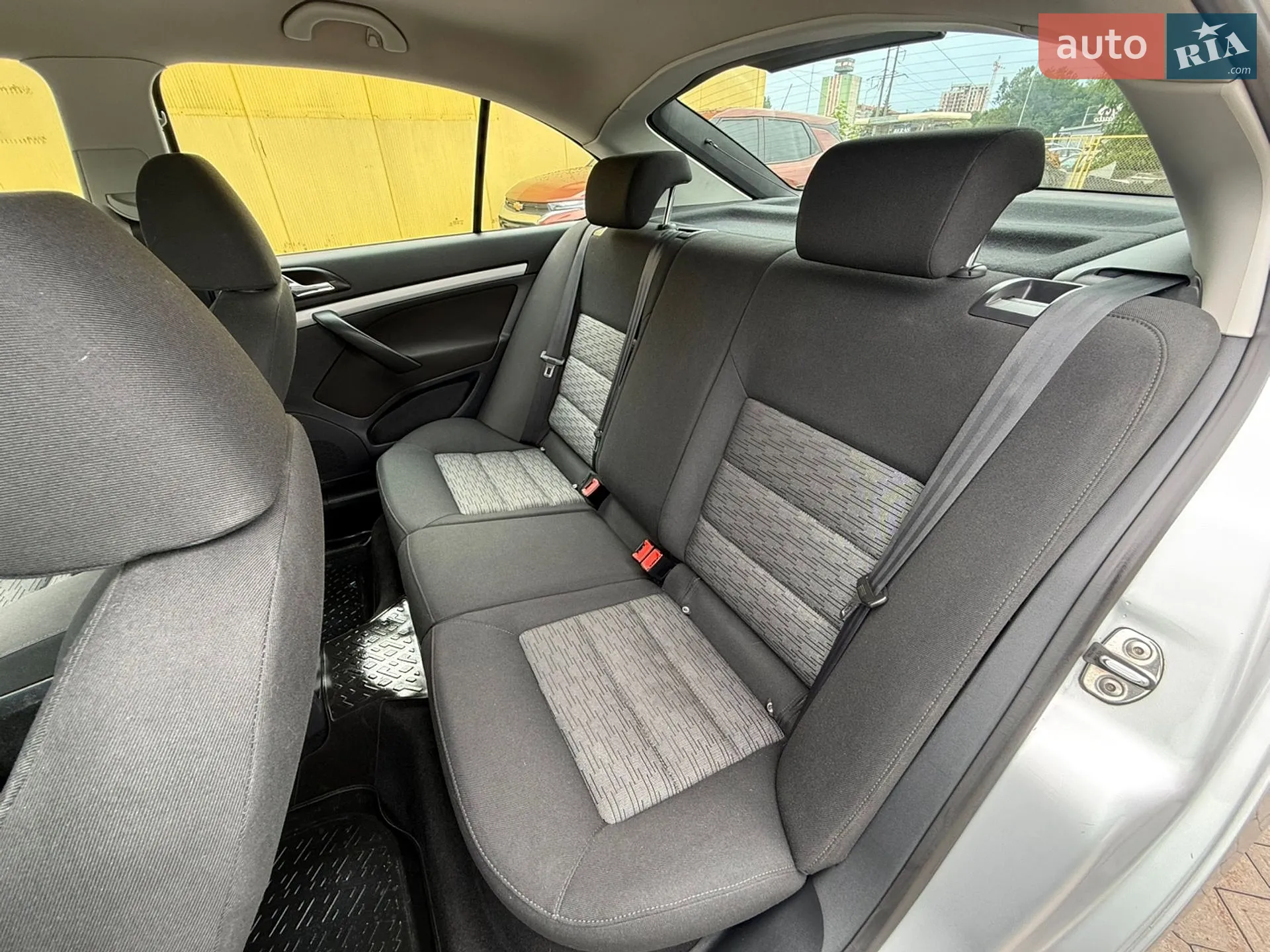 2011 Skoda Octavia - мініатюра 31