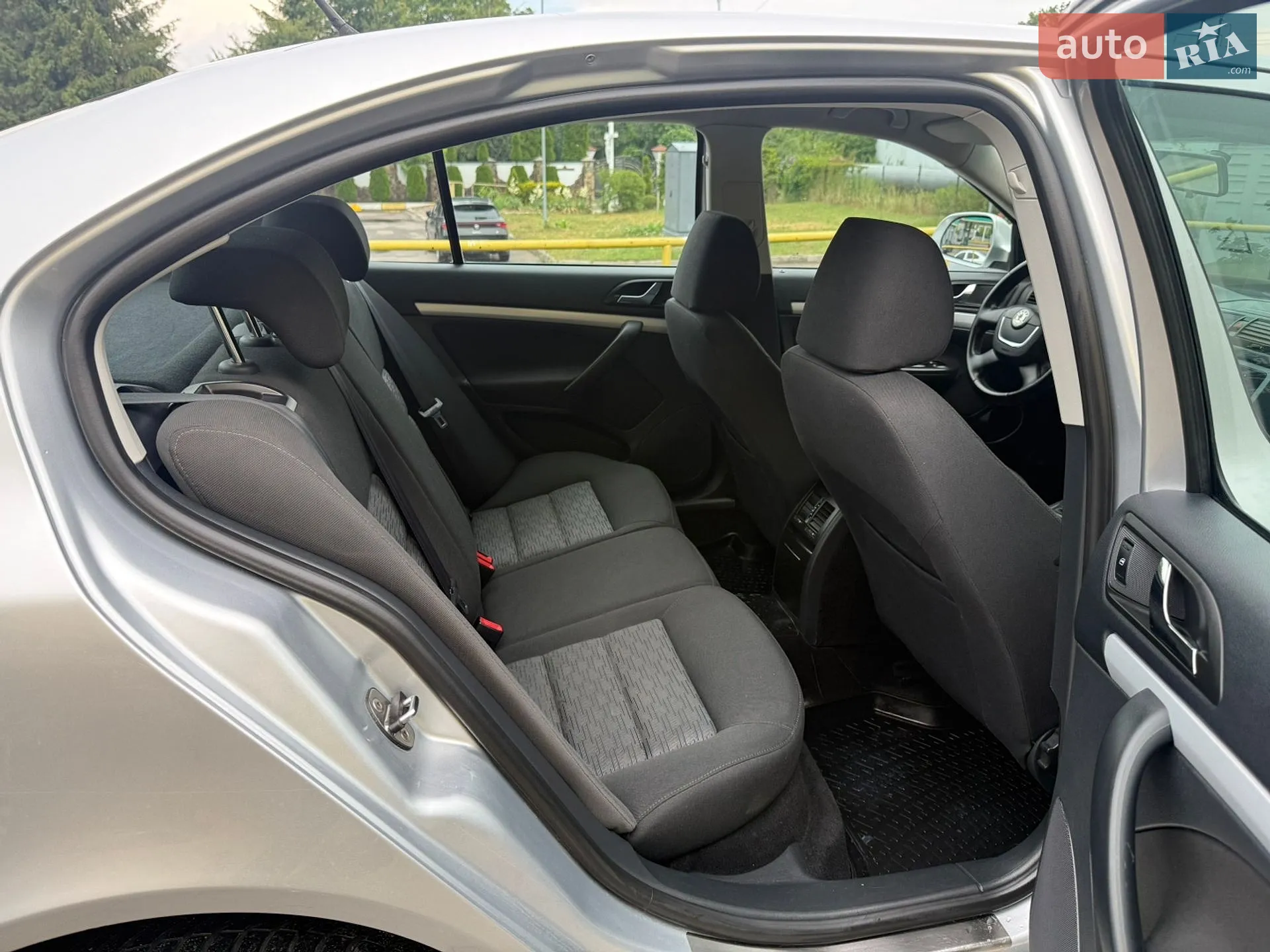 2011 Skoda Octavia - мініатюра 34