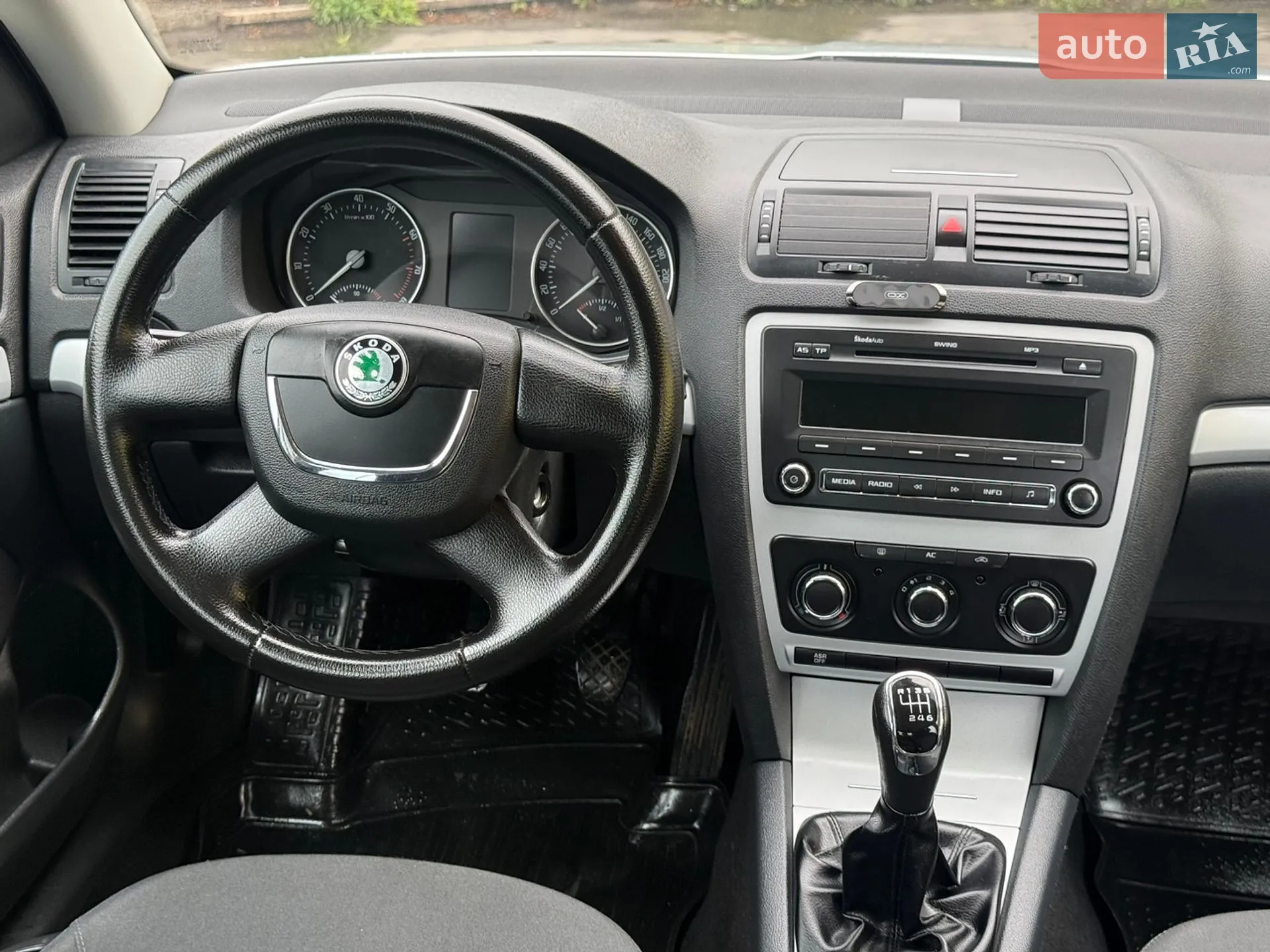2011 Skoda Octavia - мініатюра 37