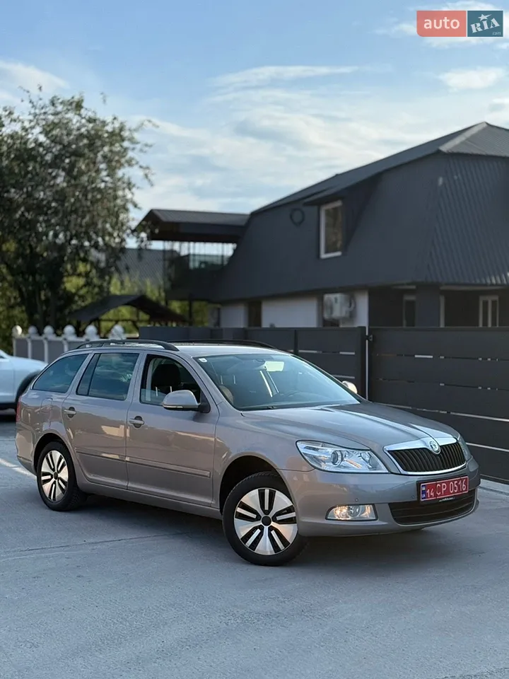 2010 Mercedes-Benz CLS-klasse - мініатюра 23