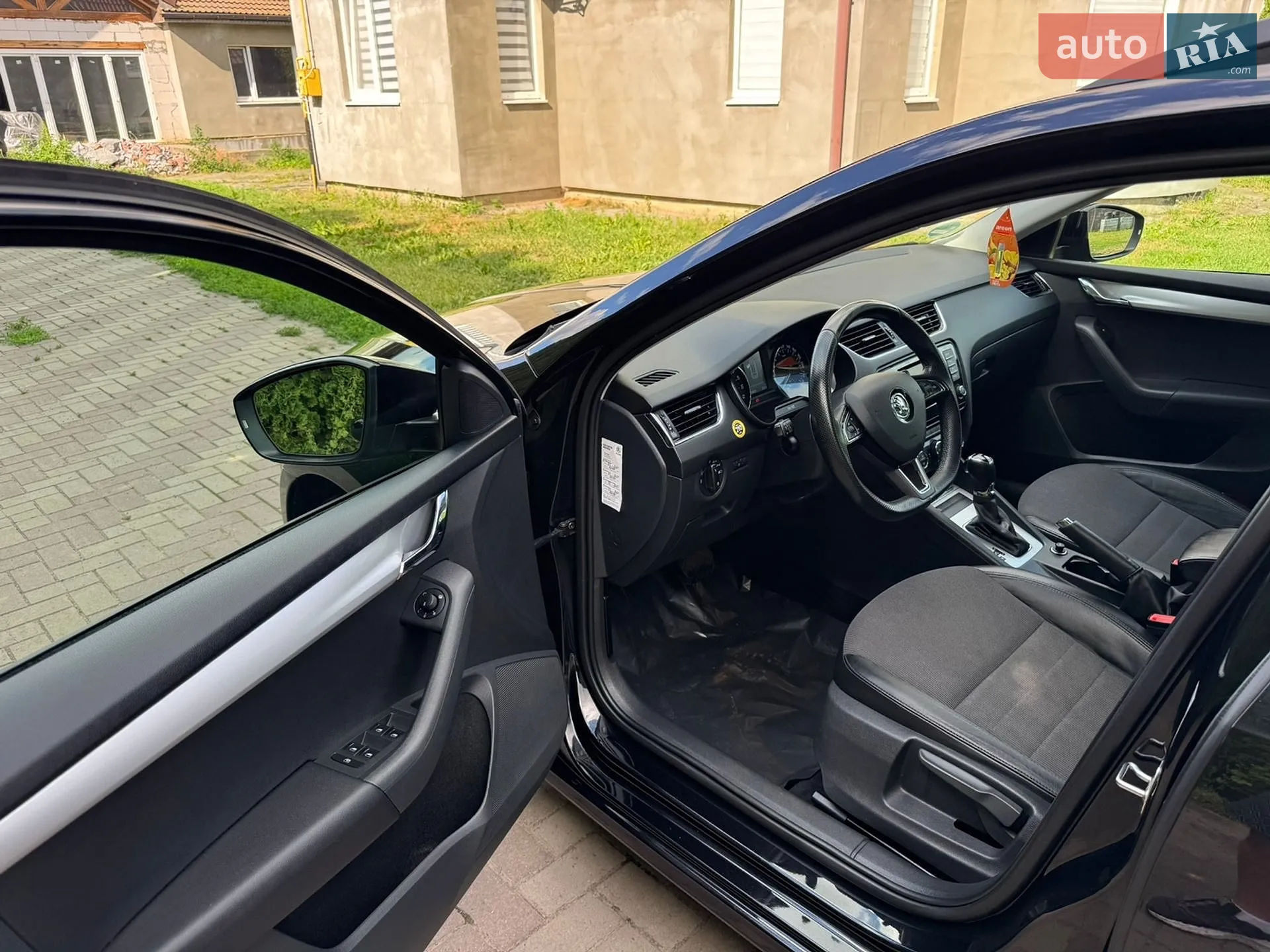 2015 Skoda Octavia - мініатюра 22