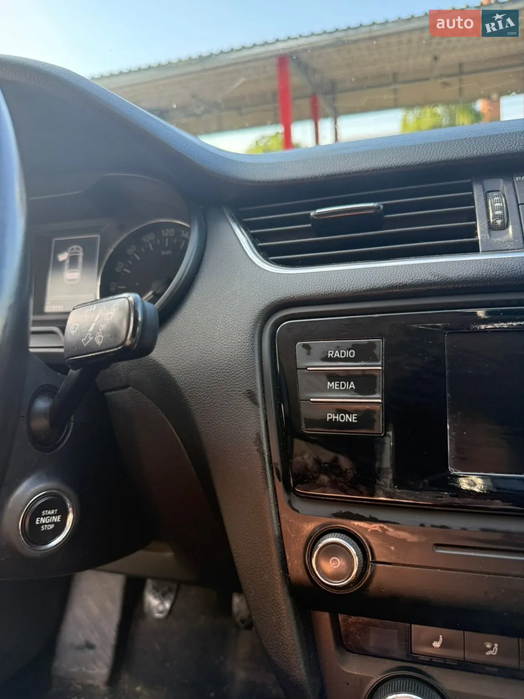 2016 Skoda Octavia - мініатюра 3