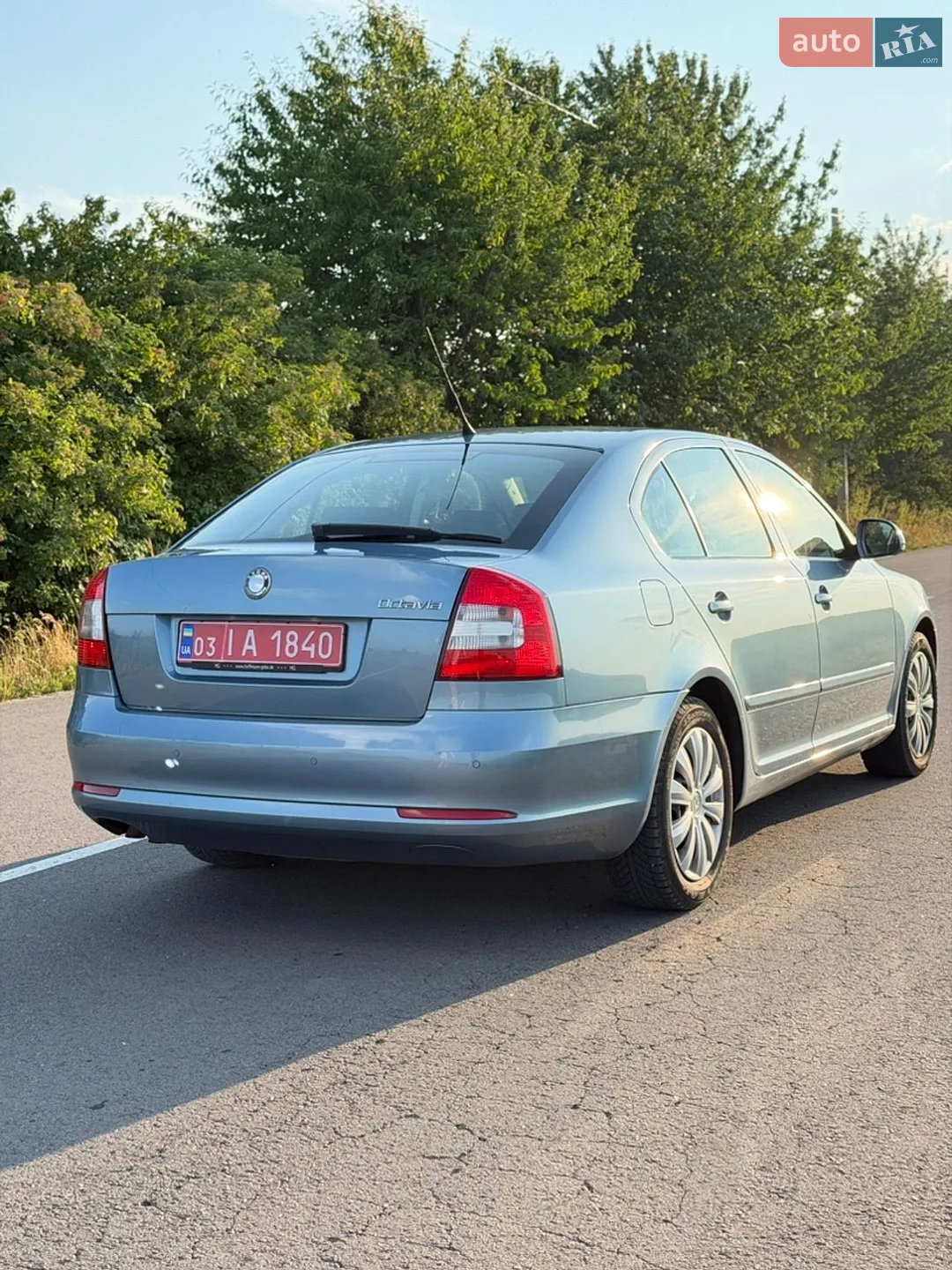 2010 Skoda Octavia - мініатюра 3