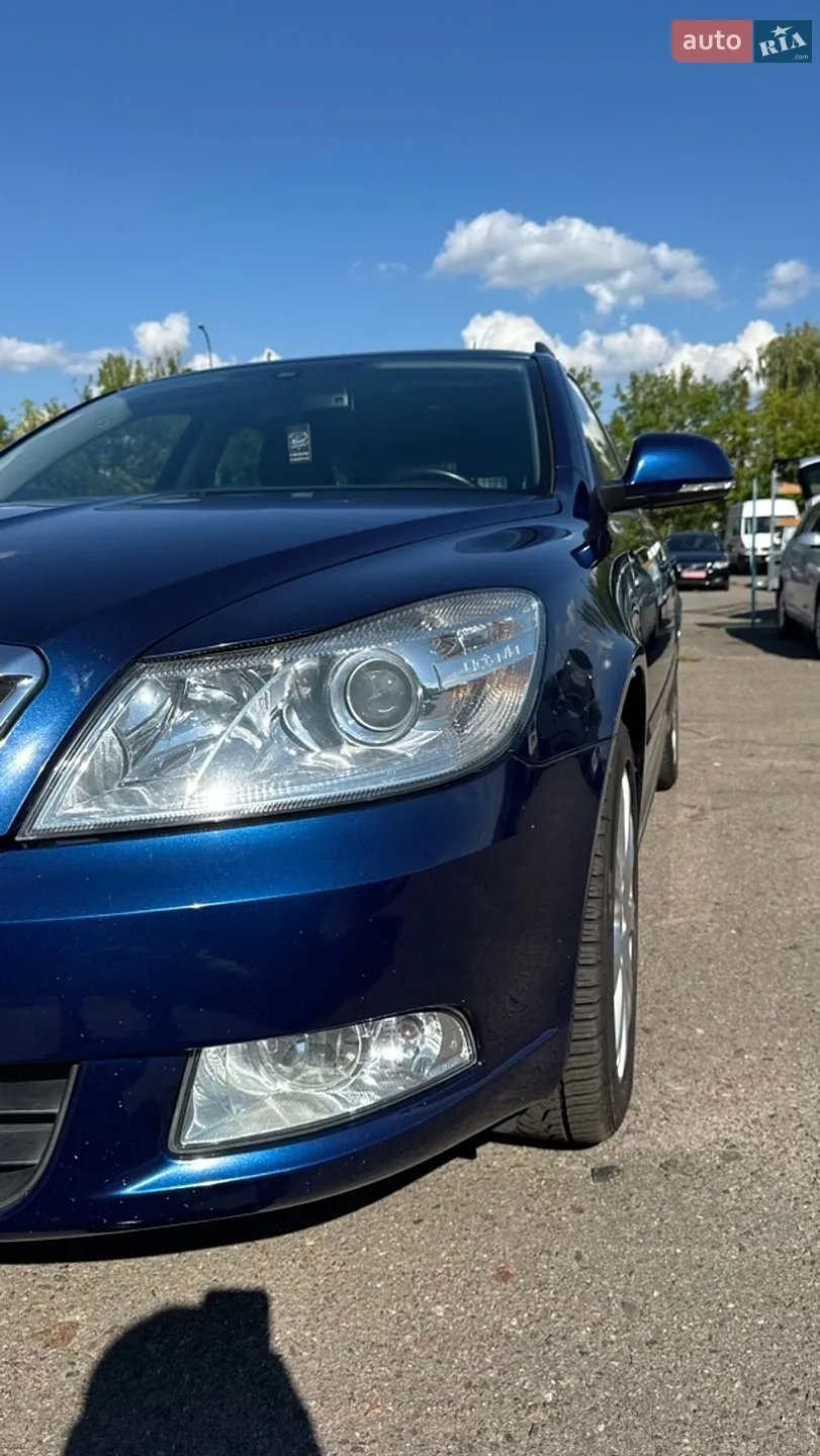 2010 Skoda Octavia - мініатюра 9
