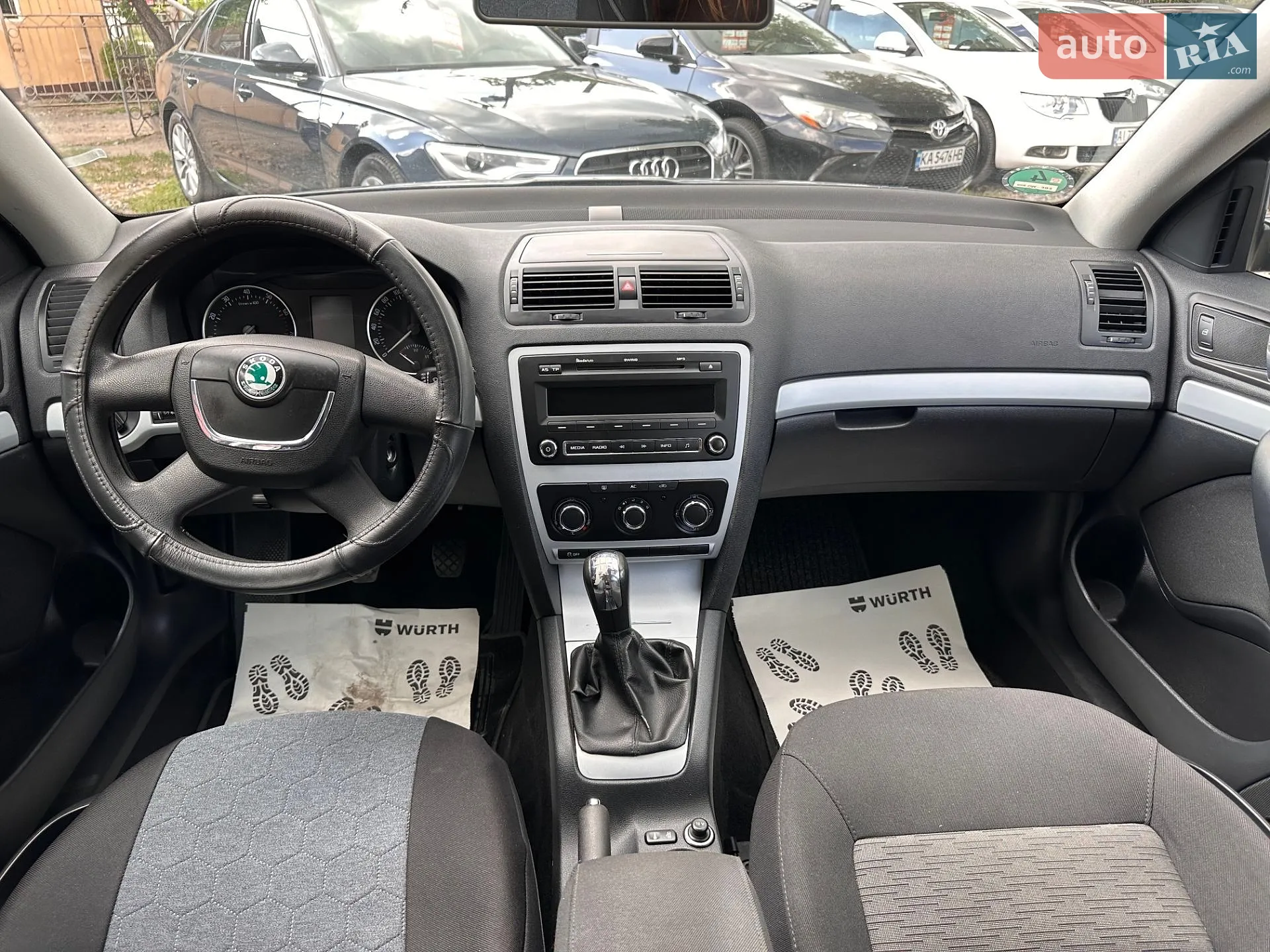2010 Skoda Octavia - мініатюра 4
