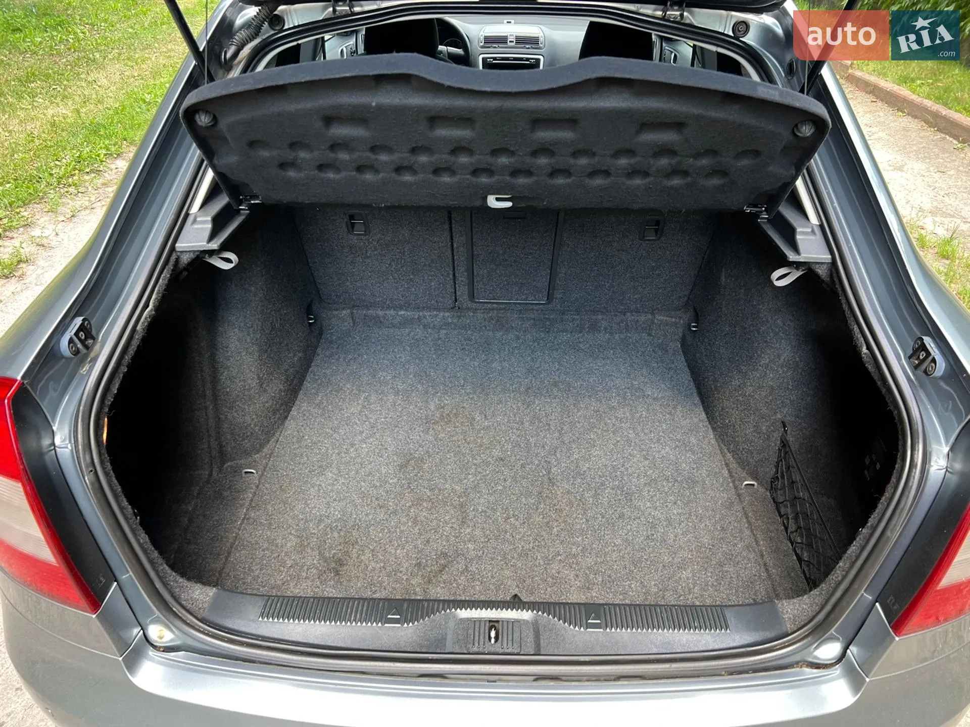2011 Skoda Octavia - мініатюра 47