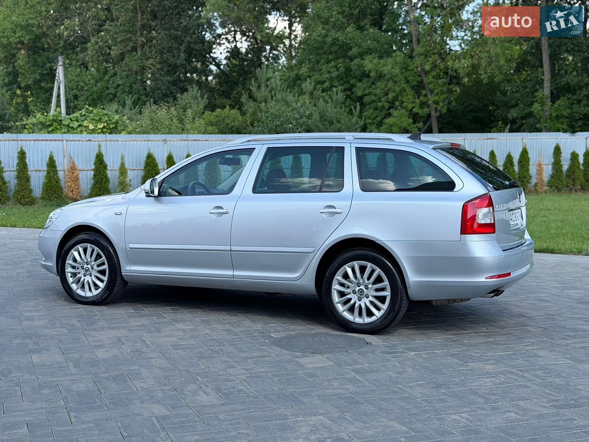 2010 Skoda Octavia - мініатюра 6