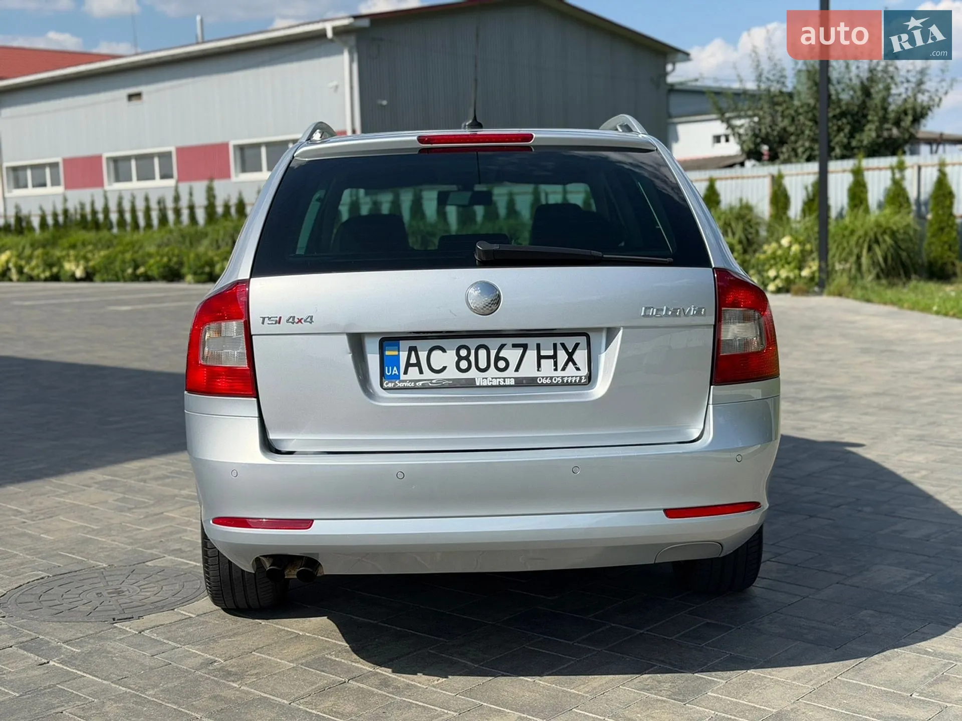 2010 Skoda Octavia - мініатюра 9