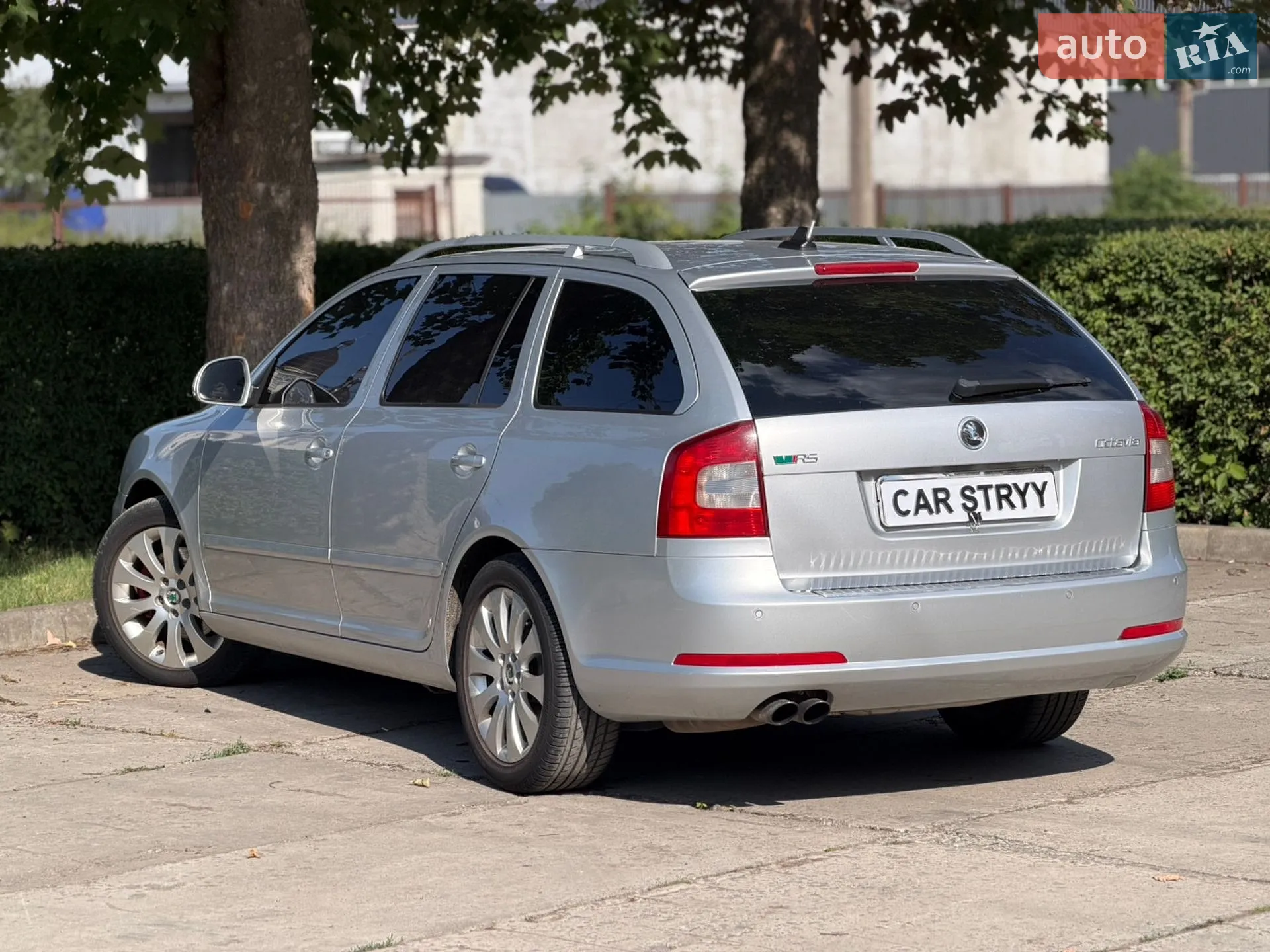 2010 Skoda Octavia - мініатюра 3