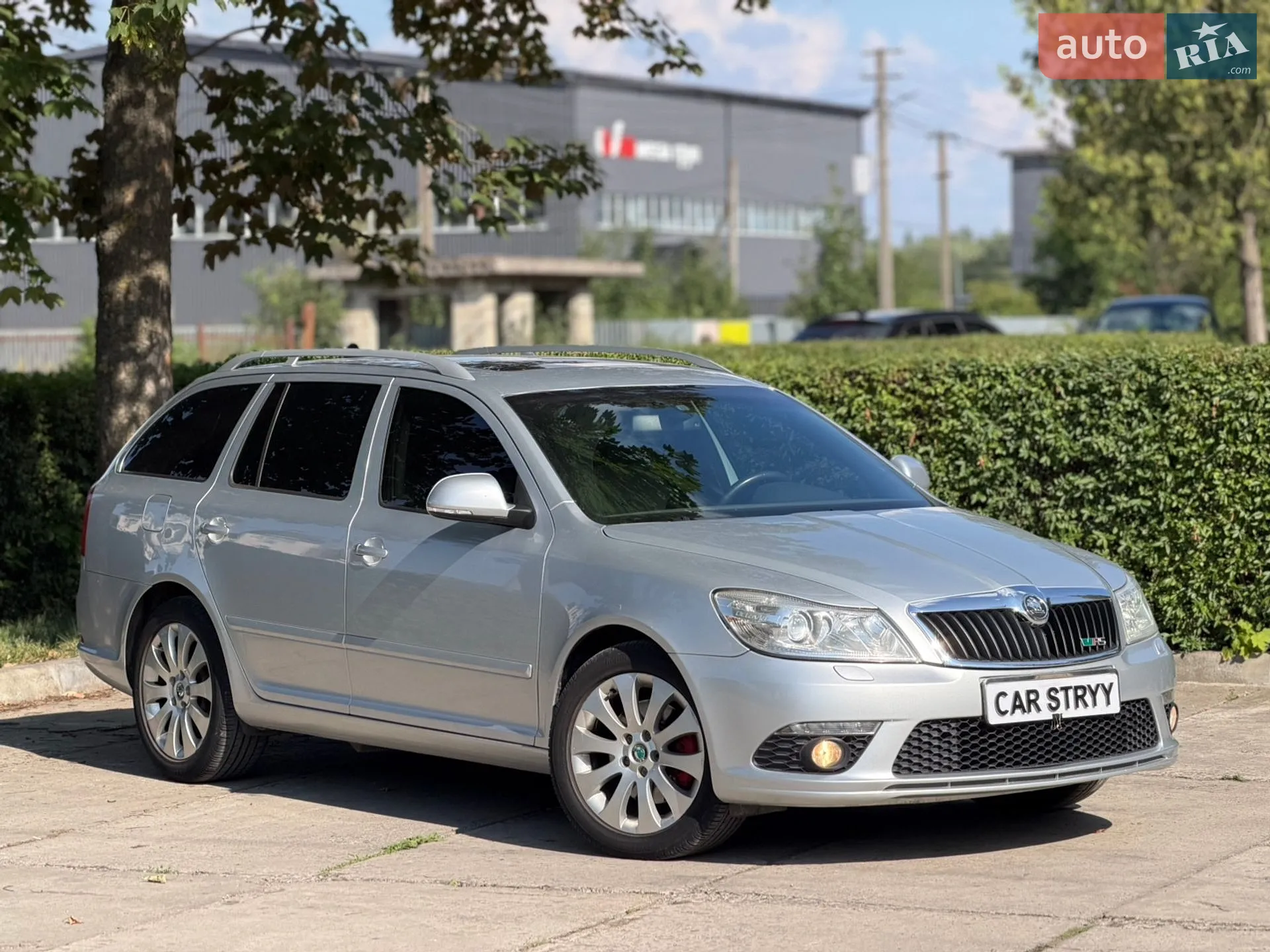 2010 Skoda Octavia - мініатюра 8